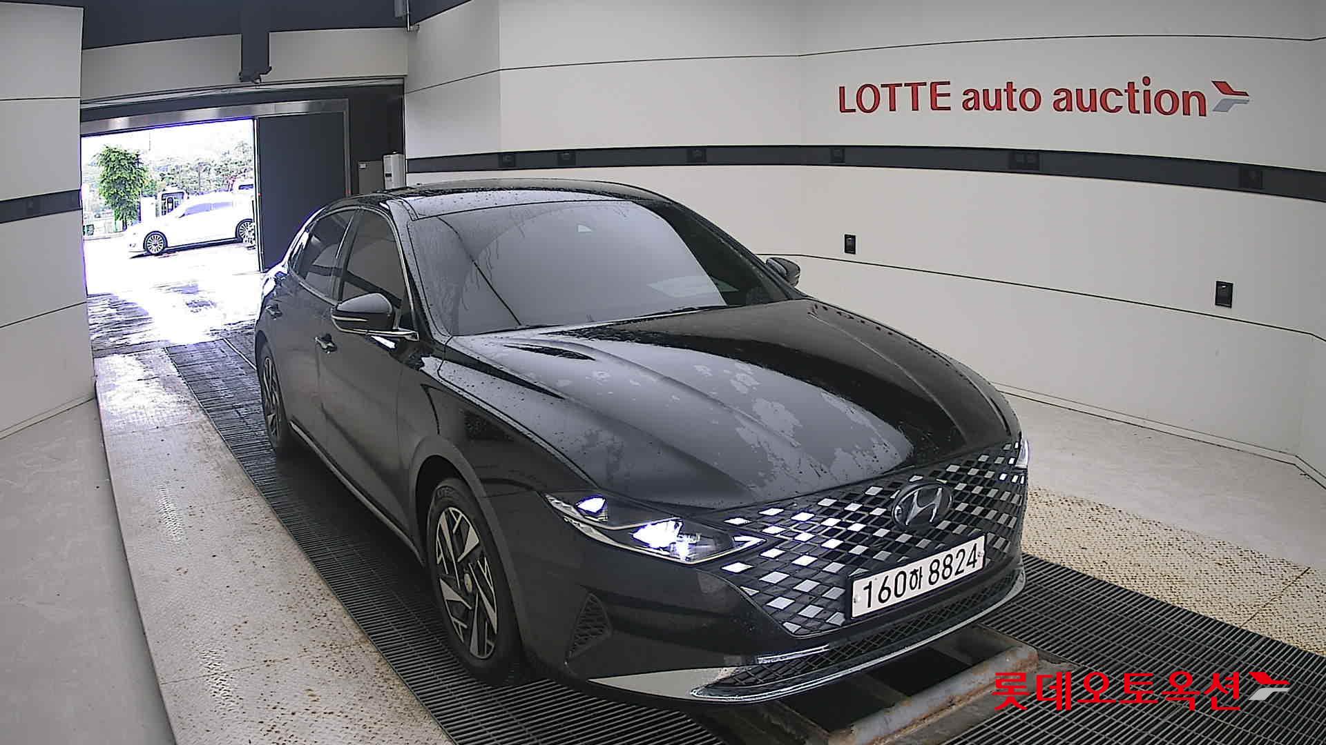 Hyundai Grandeur Hybrid id 3052510 из Кореи 15