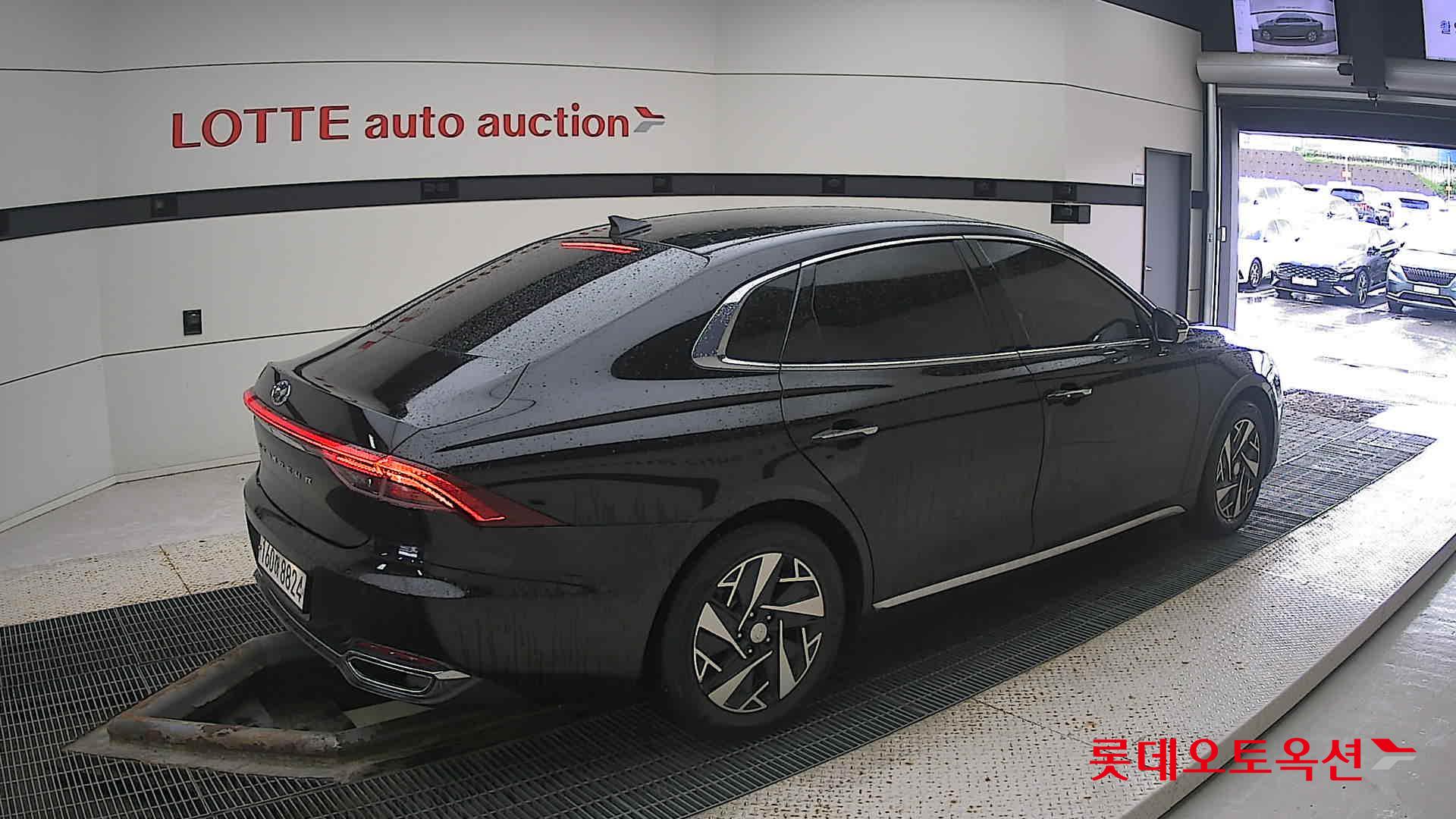 Hyundai Grandeur Hybrid id 3052510 из Кореи 19