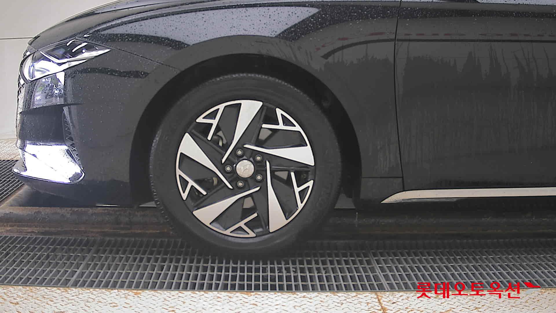 Hyundai Grandeur Hybrid id 3052510 из Кореи 21