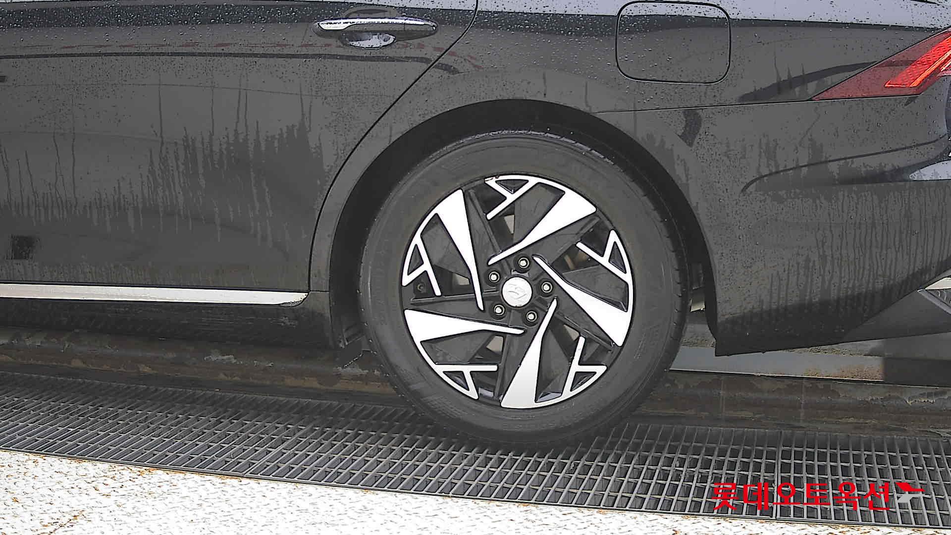 Hyundai Grandeur Hybrid id 3052510 из Кореи 22