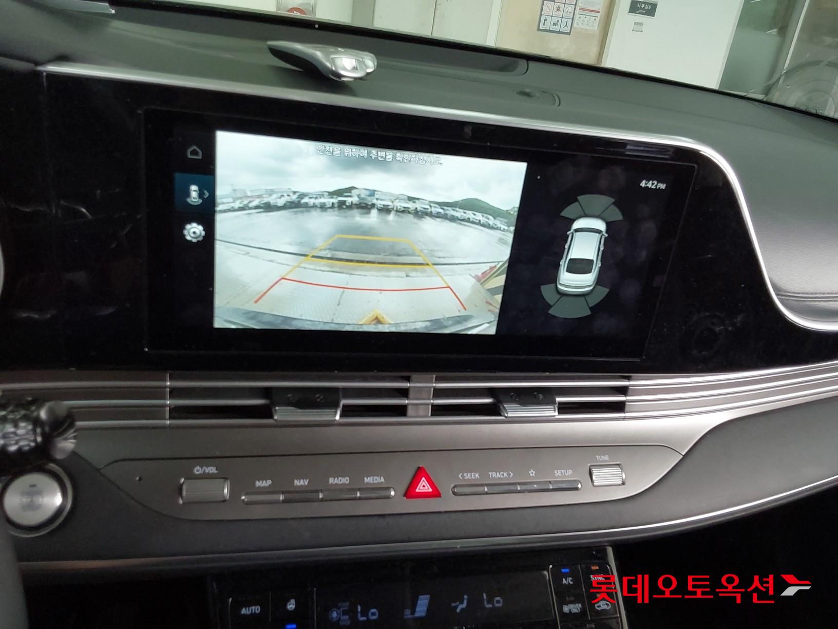 Hyundai Grandeur Hybrid id 3052510 из Кореи 32