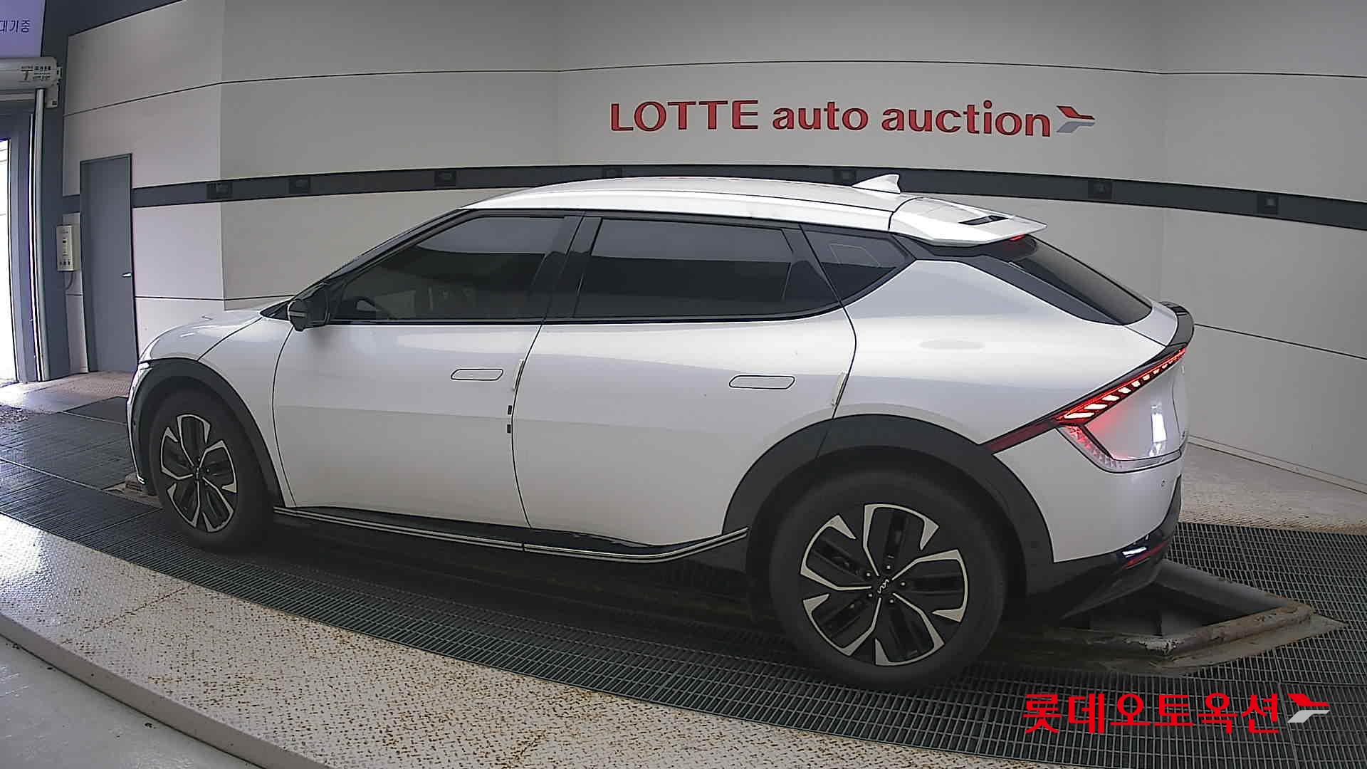 Kia EV6 id 3097984 из Кореи 11