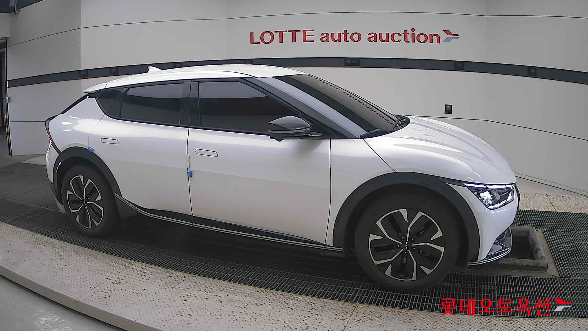 Kia EV6 id 3097984 из Кореи 17