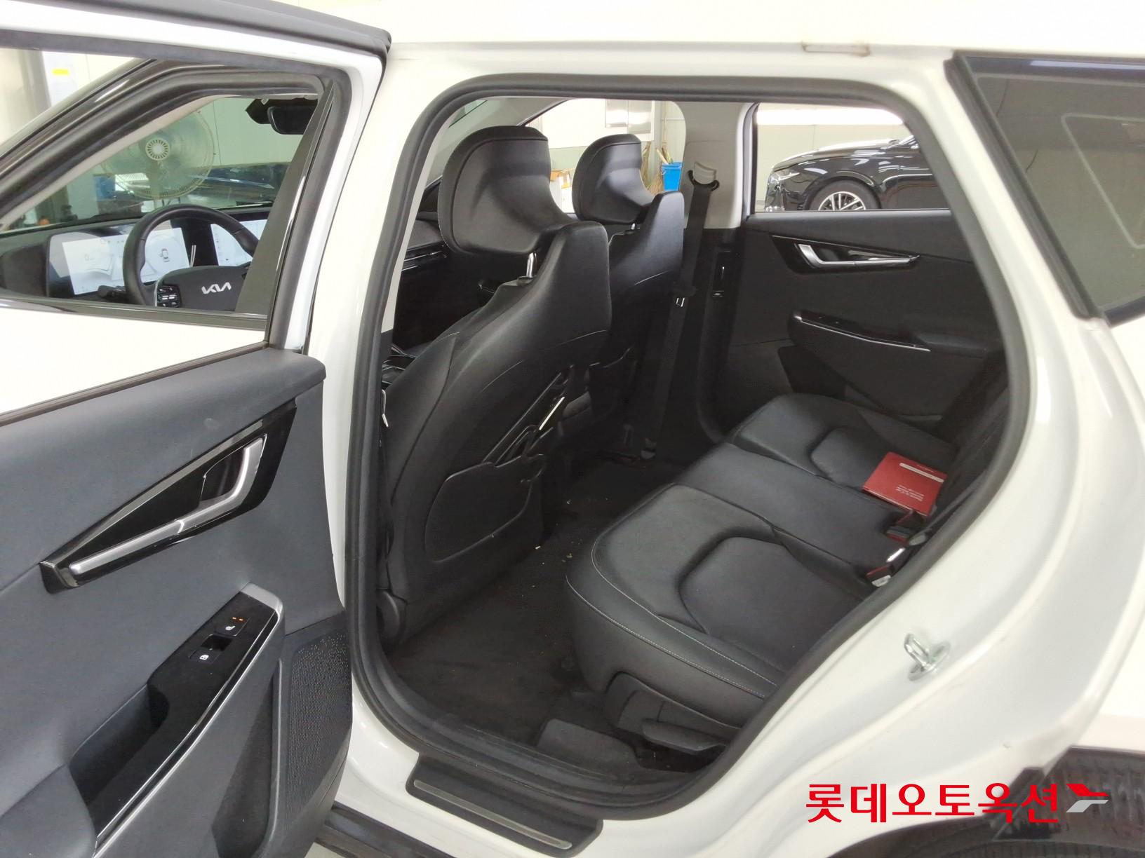 Kia EV6 id 3097984 из Кореи 35