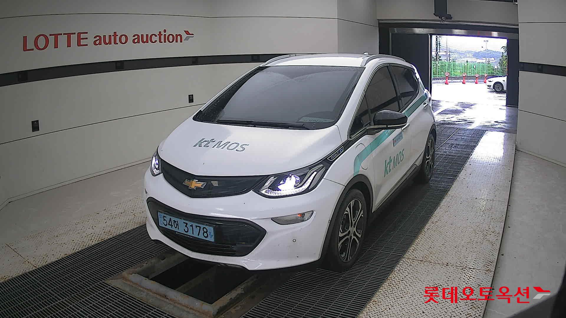 Korea G M Bolt (EV) 2019 Pure White из Кореи