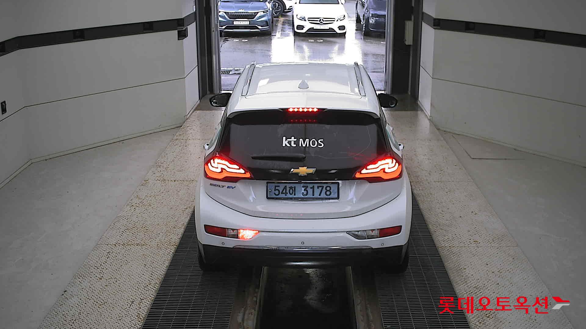 Korea G M Bolt (EV) 2019 Pure White из Кореи, фото 5