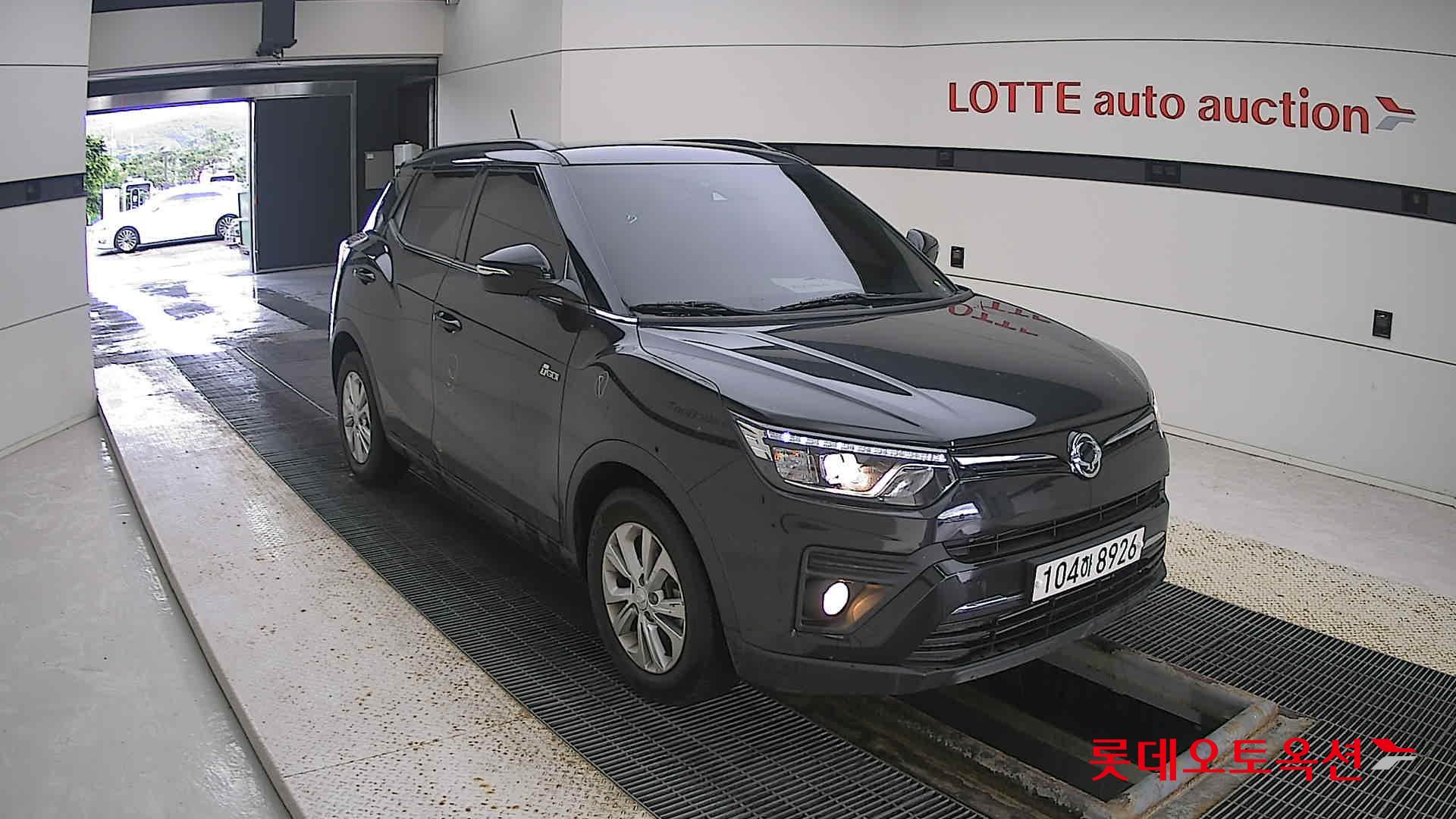 SsangYong Tivoli 2021 Spaceblack из Кореи, фото 2