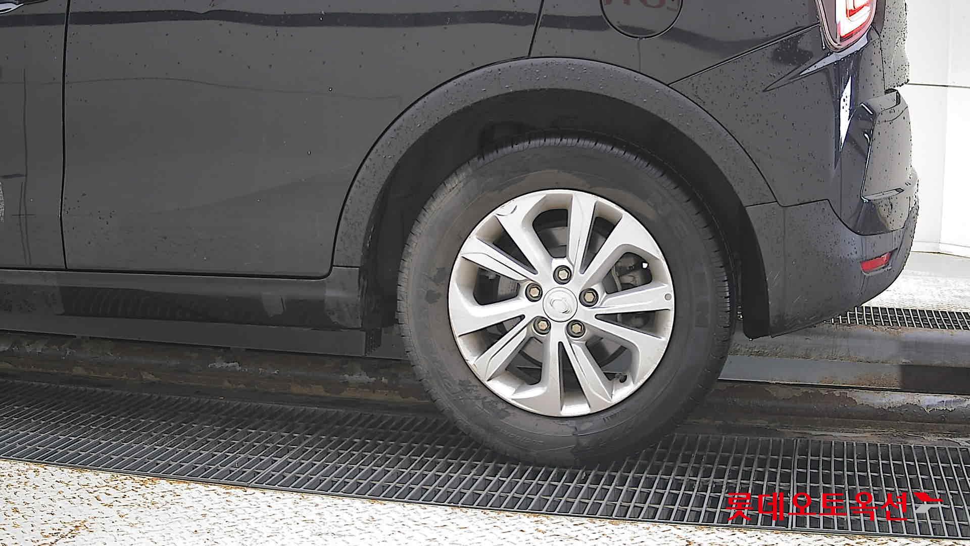 SsangYong Tivoli id 3052500 из Кореи 22