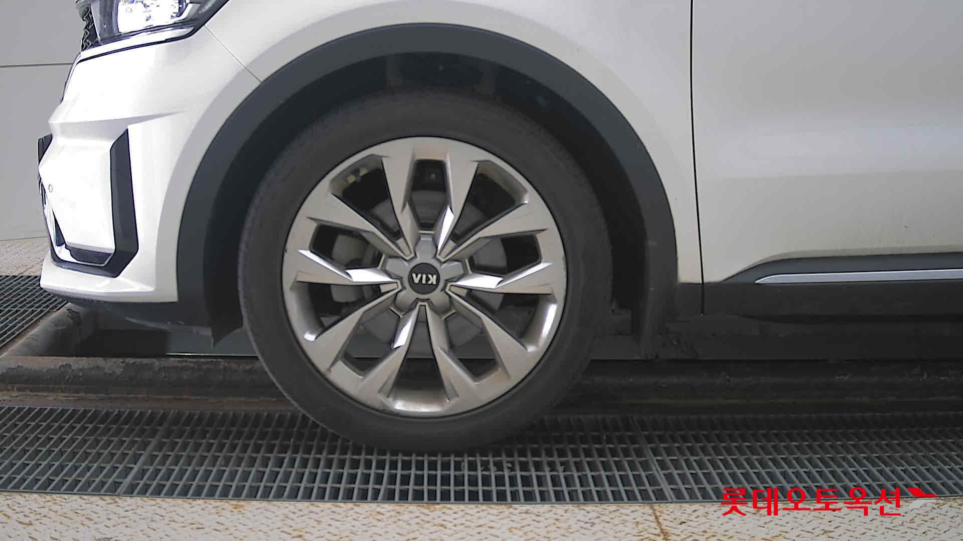 Kia Sorento id 3052560 из Кореи 21