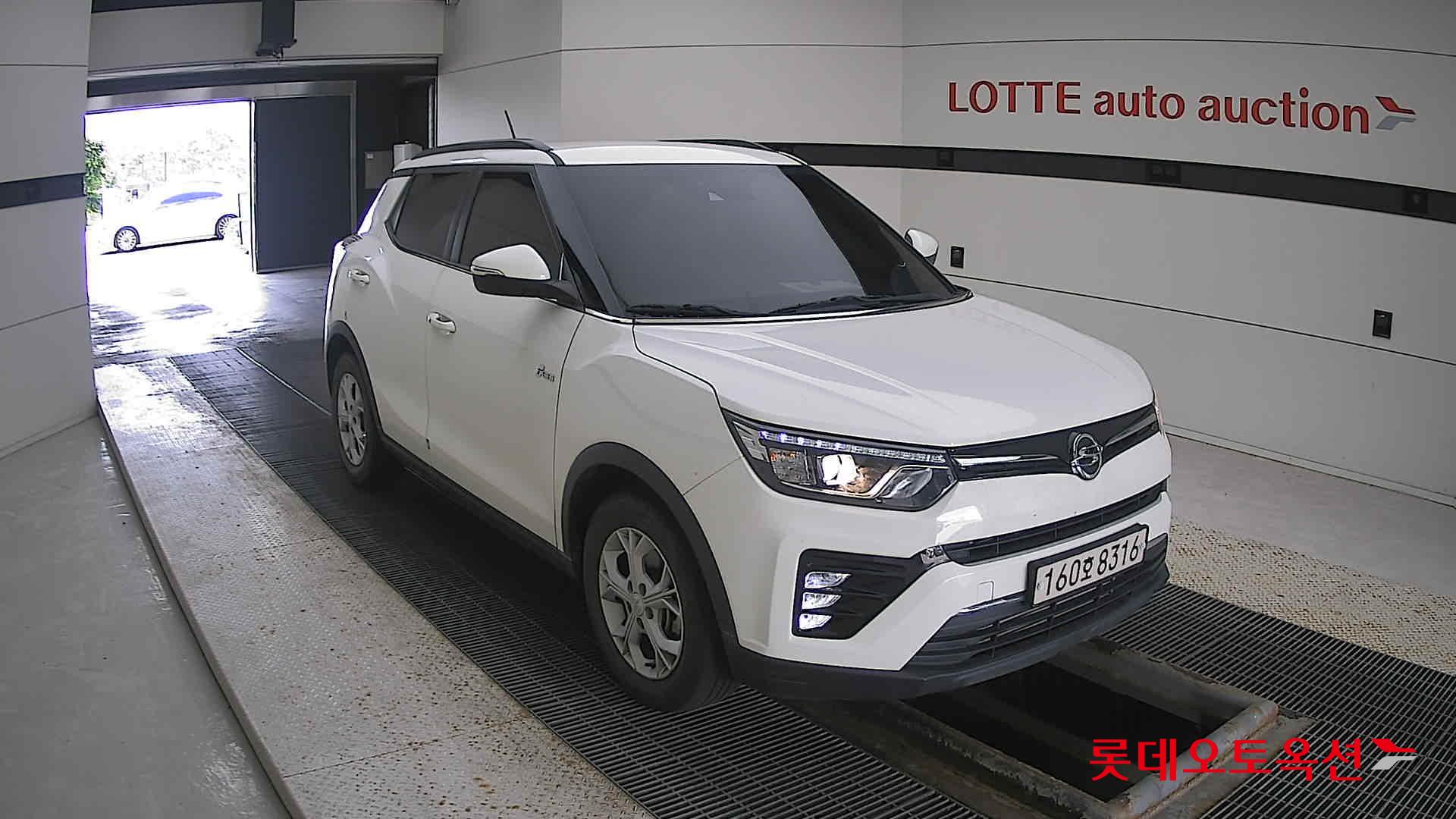 SsangYong Tivoli 2022 Grand White из Кореи, фото 2
