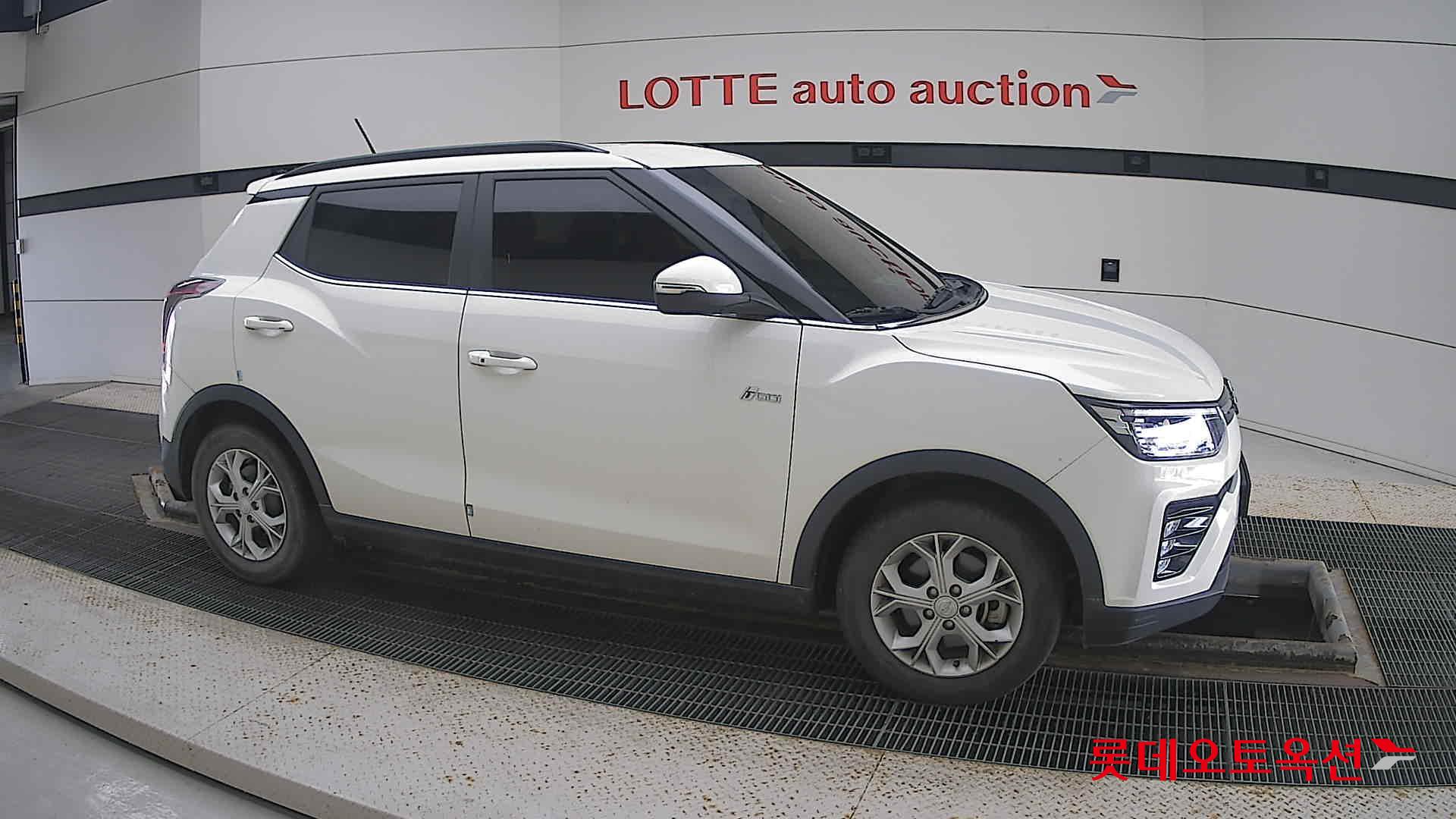 SsangYong Tivoli id 3052604 из Кореи 17