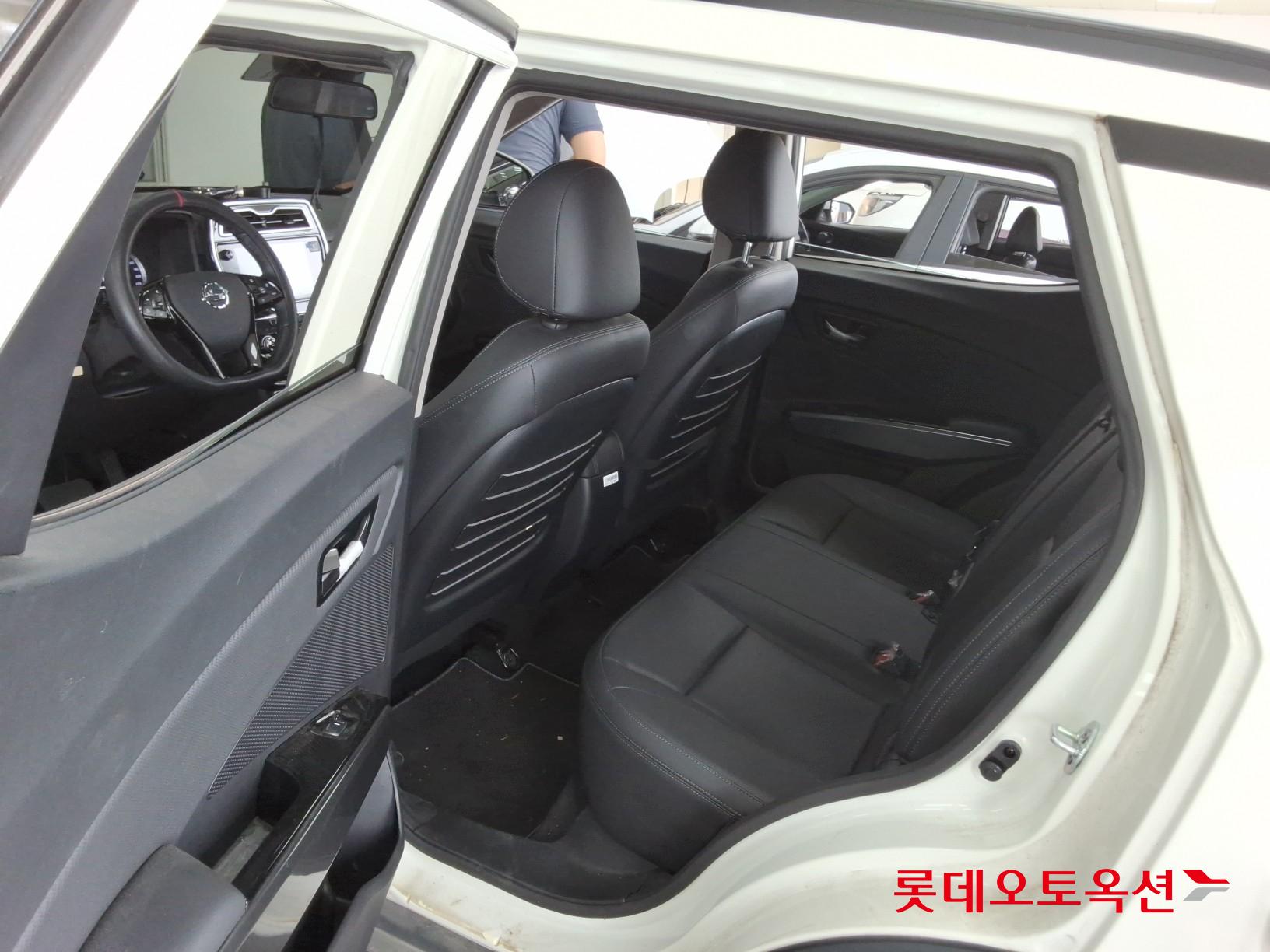 SsangYong Tivoli id 3052604 из Кореи 36