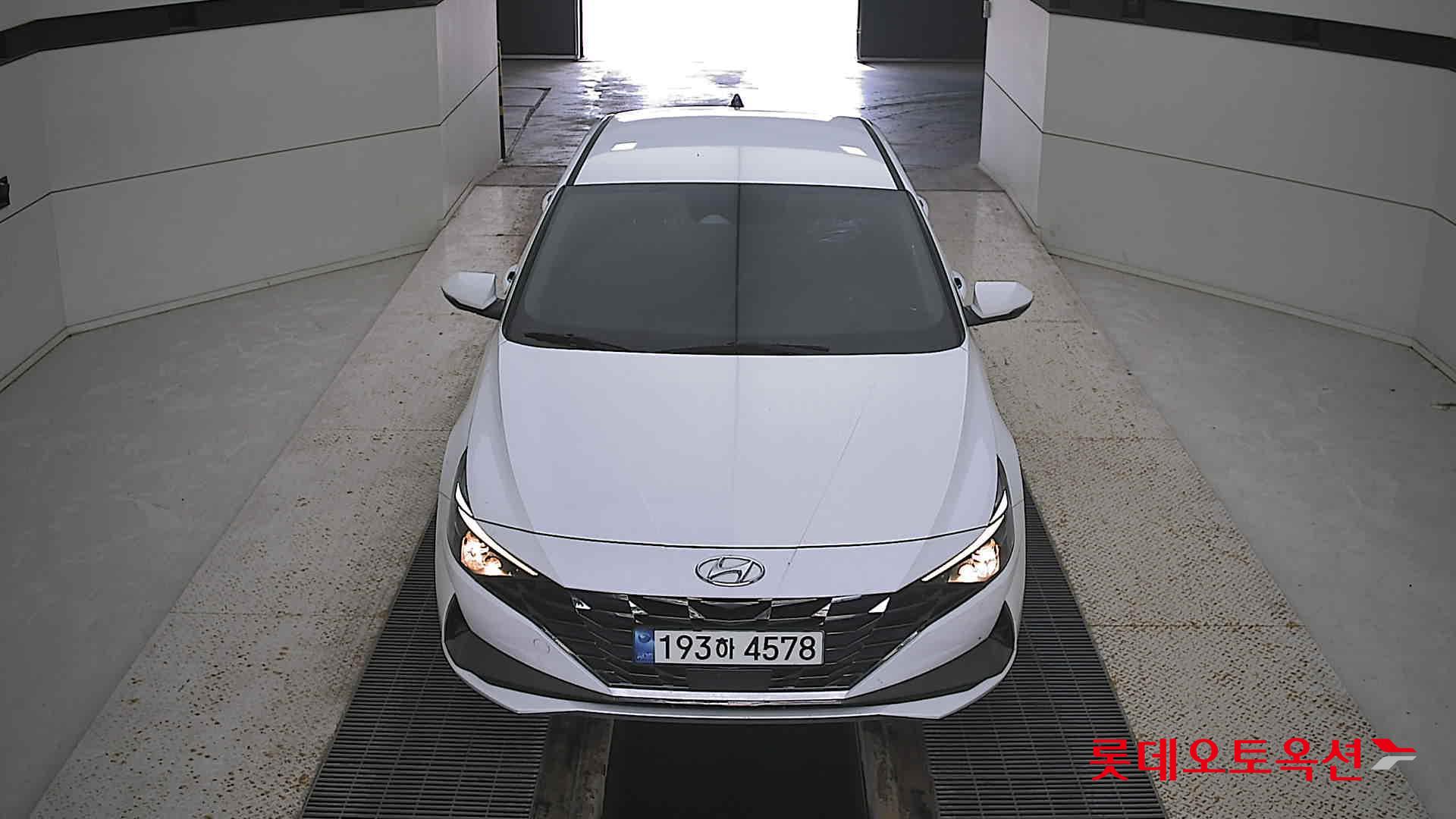 Hyundai Avante id 3052541 из Кореи 8