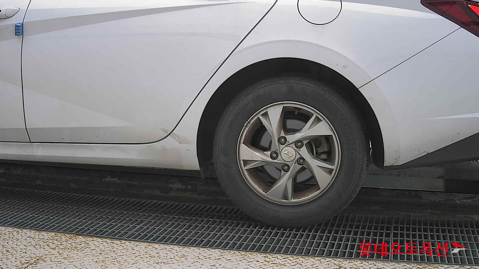 Hyundai Avante id 3052541 из Кореи 22