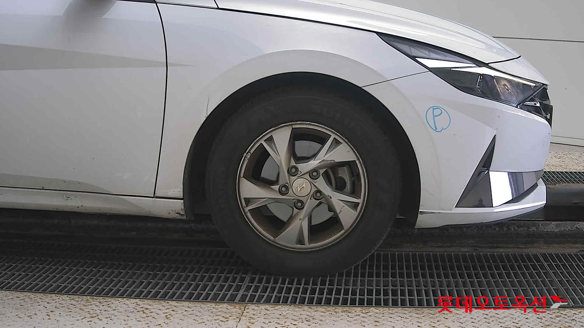 Hyundai Avante id 3052541 из Кореи 23