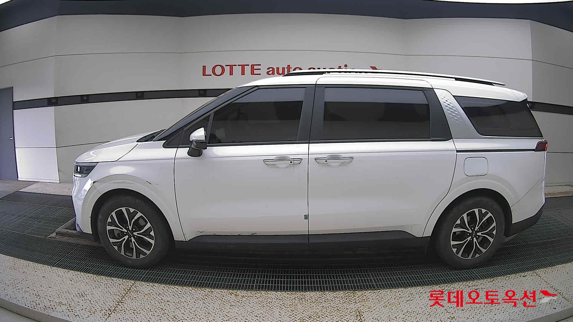 Kia Carnival id 3052552 из Кореи 7