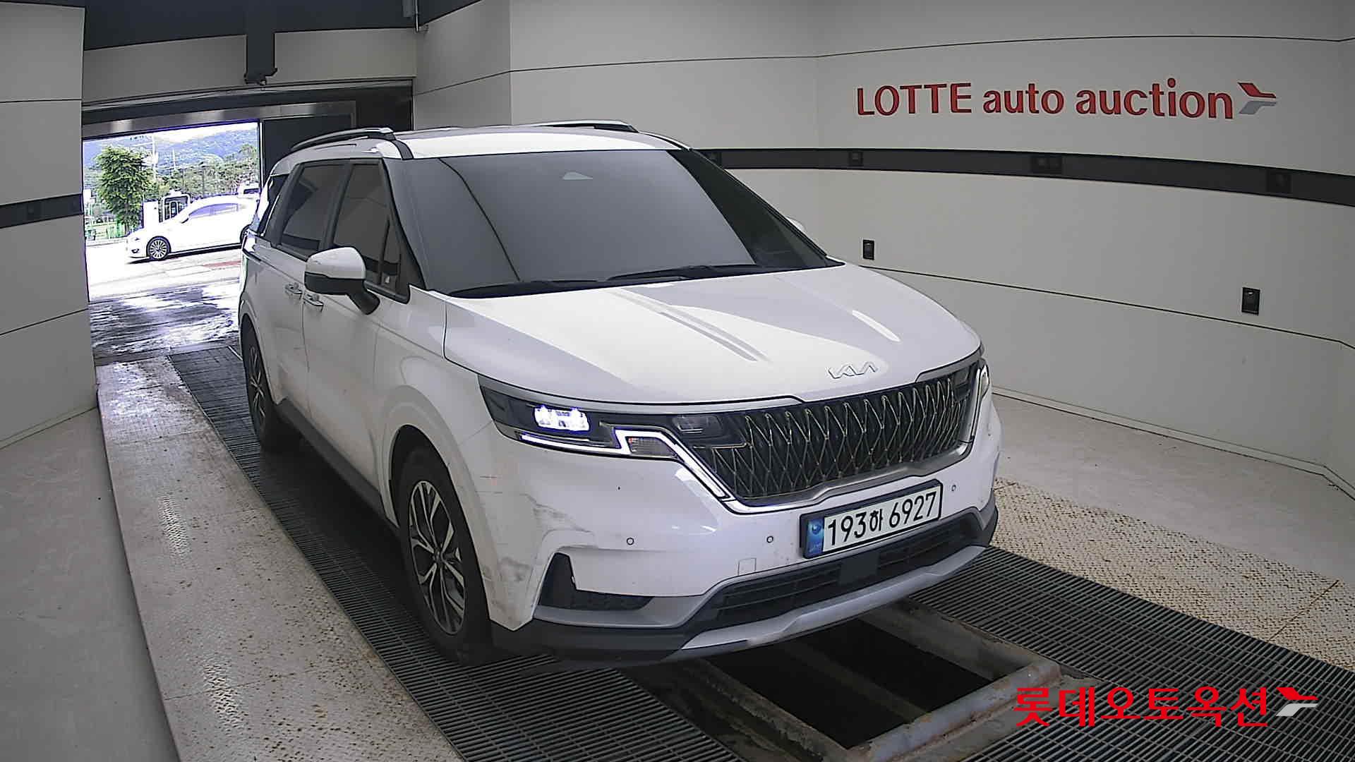 Kia Carnival id 3052552 из Кореи 15