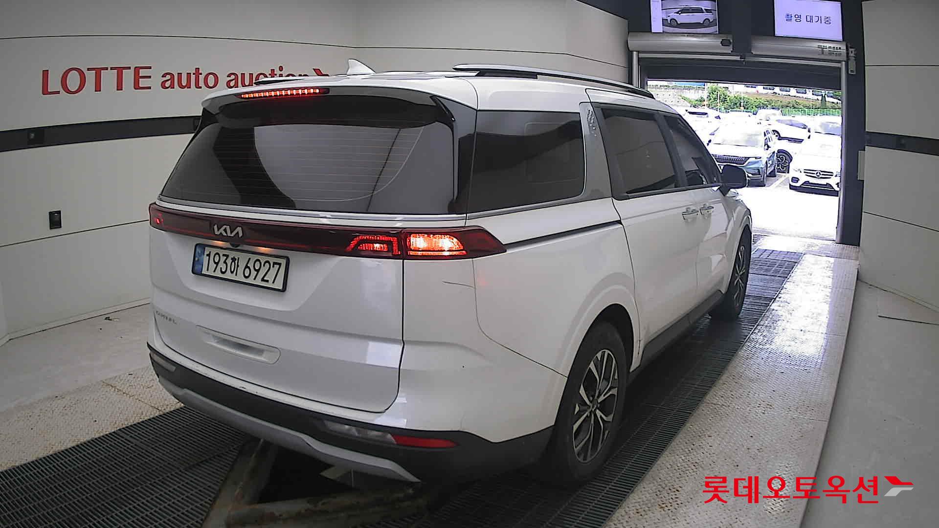 Kia Carnival id 3052552 из Кореи 20