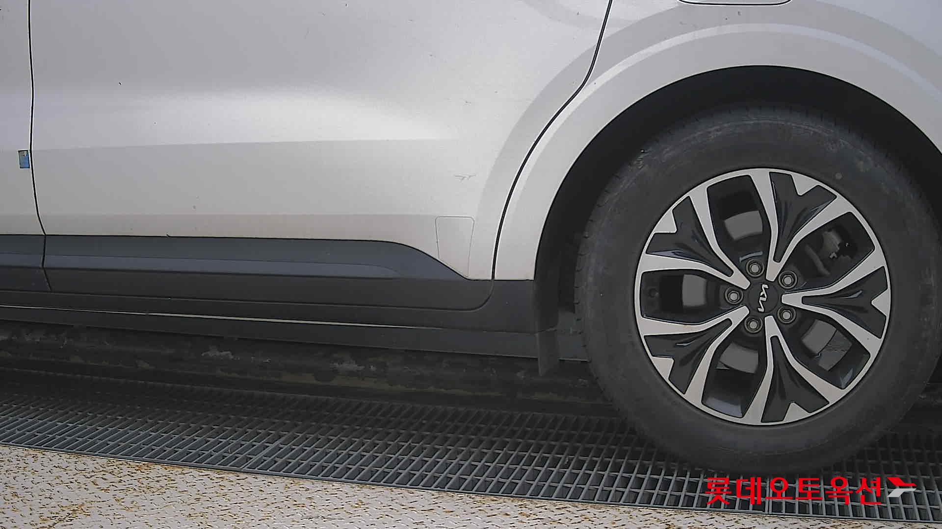 Kia Carnival id 3052552 из Кореи 22