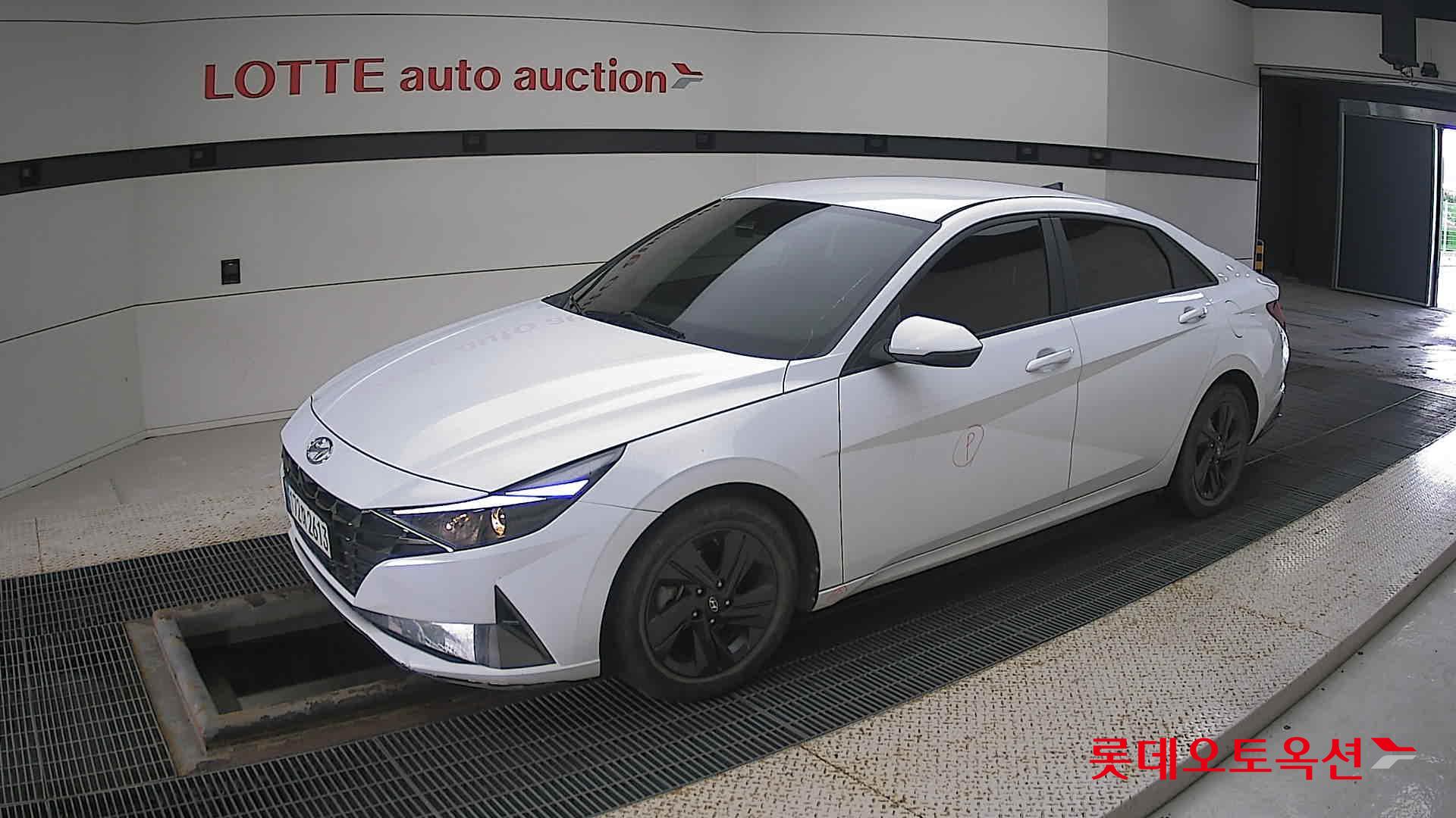 Hyundai Avante id 3057684 из Кореи 13