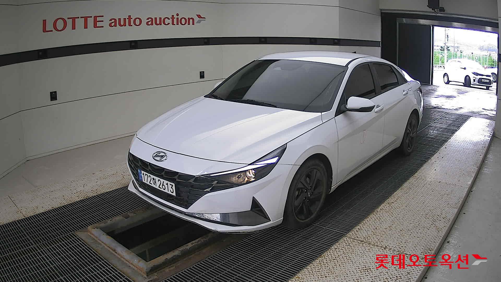 Hyundai Avante id 3057684 из Кореи 14