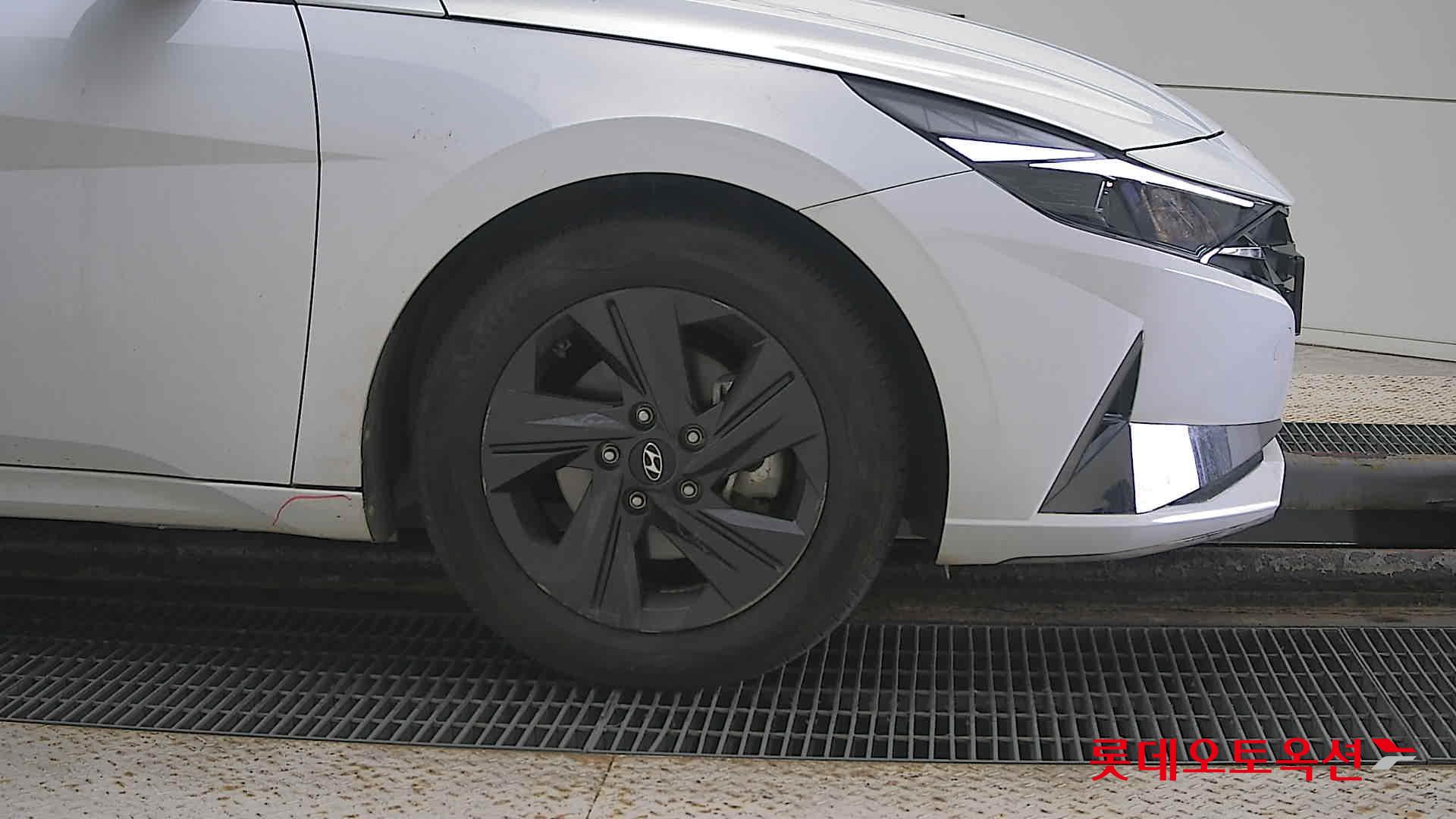 Hyundai Avante id 3057684 из Кореи 23