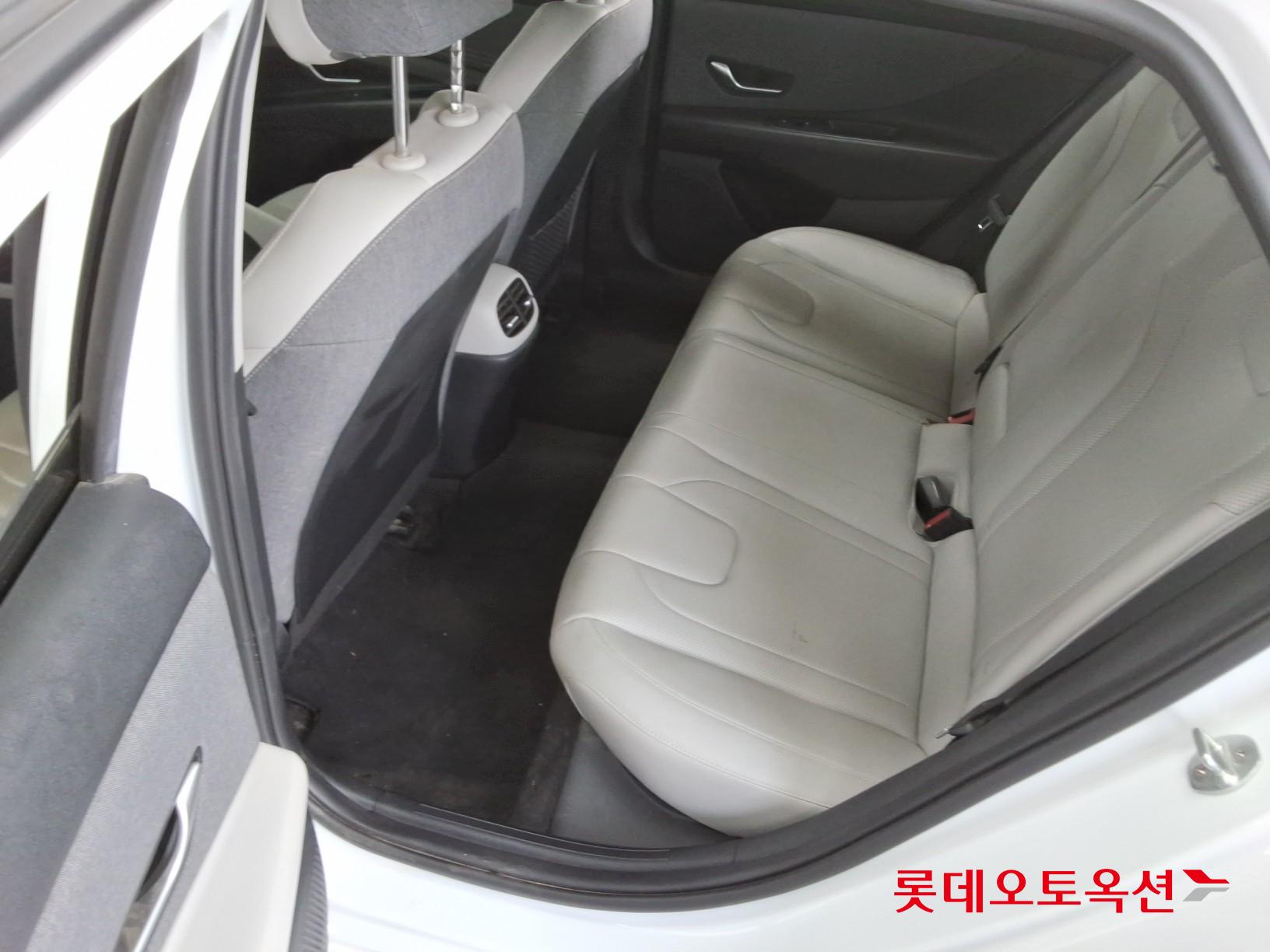 Hyundai Avante id 3057684 из Кореи 36