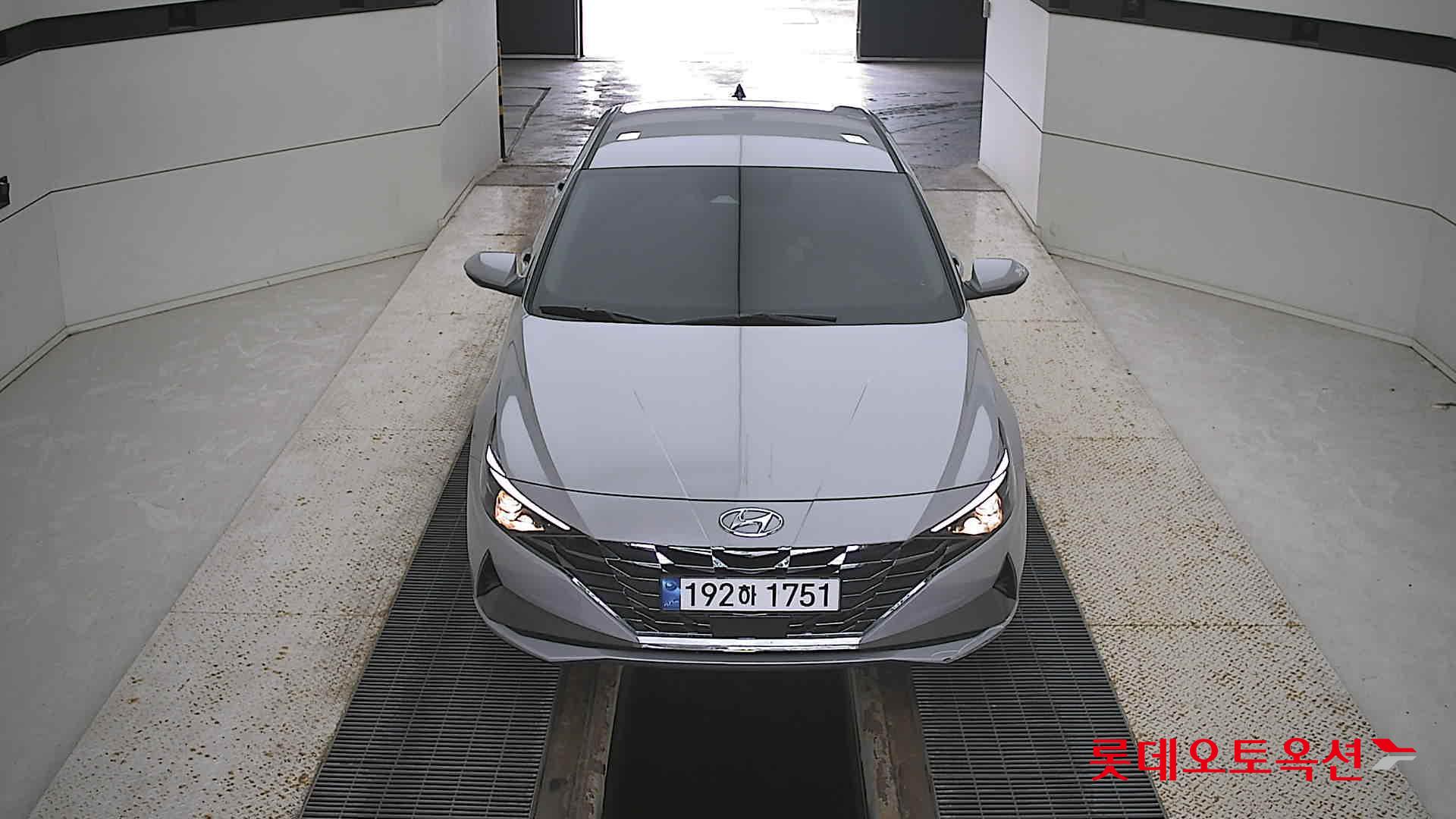 Hyundai Avante id 3057687 из Кореи 8