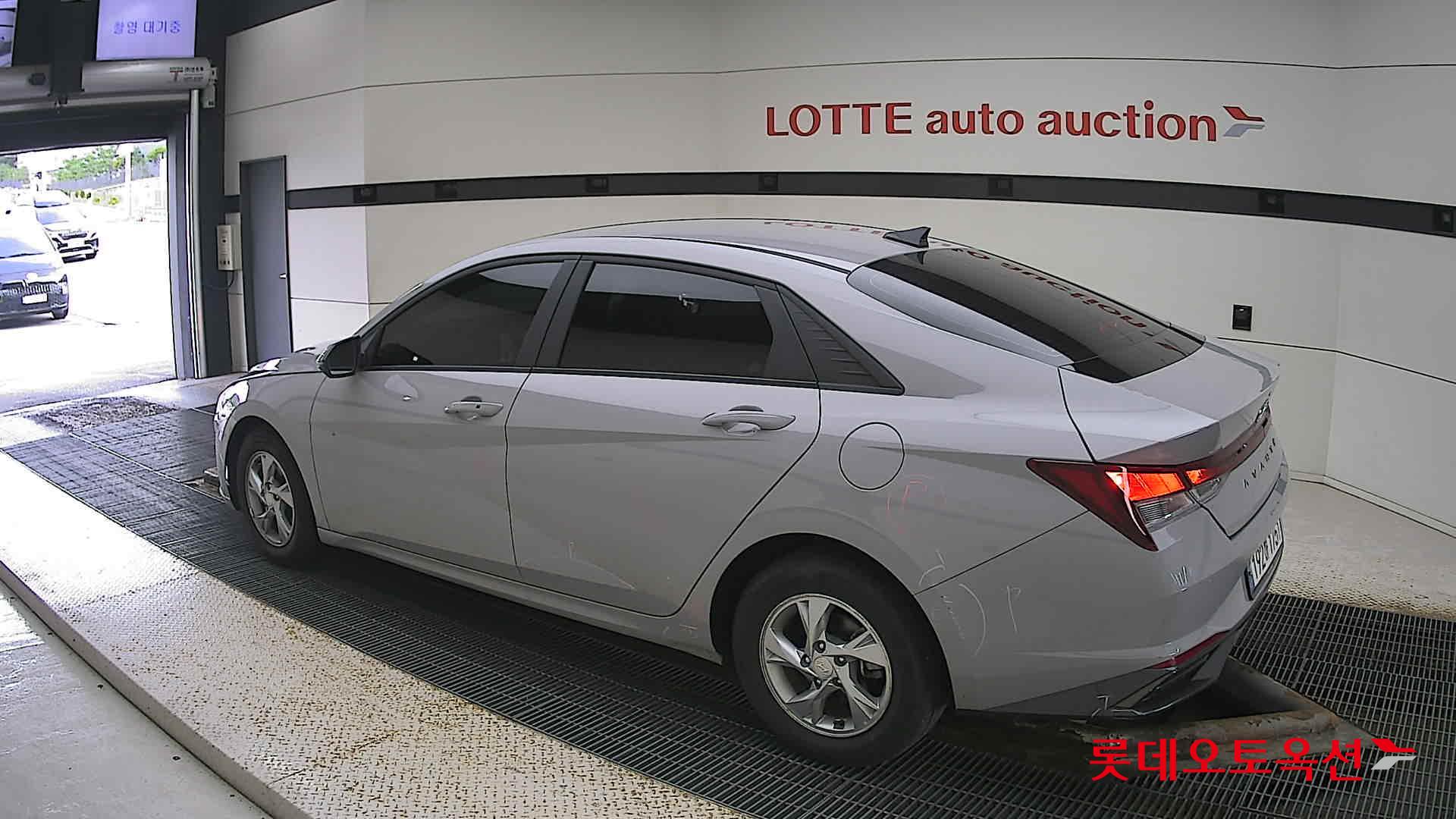 Hyundai Avante id 3057687 из Кореи 10