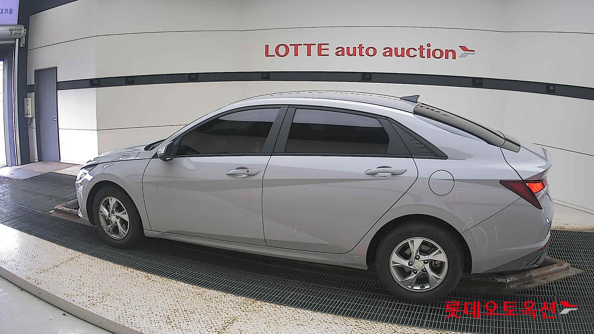 Hyundai Avante id 3057687 из Кореи 11