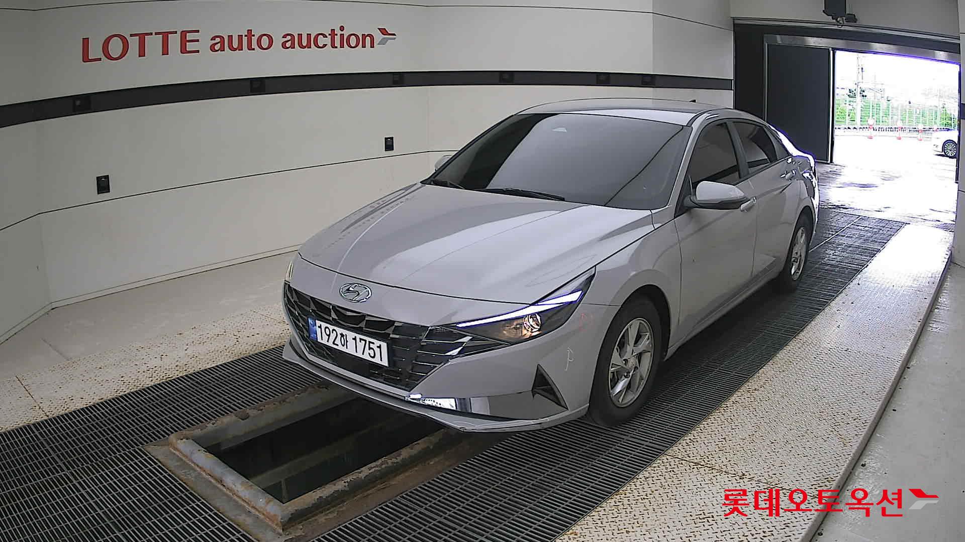 Hyundai Avante id 3057687 из Кореи 14