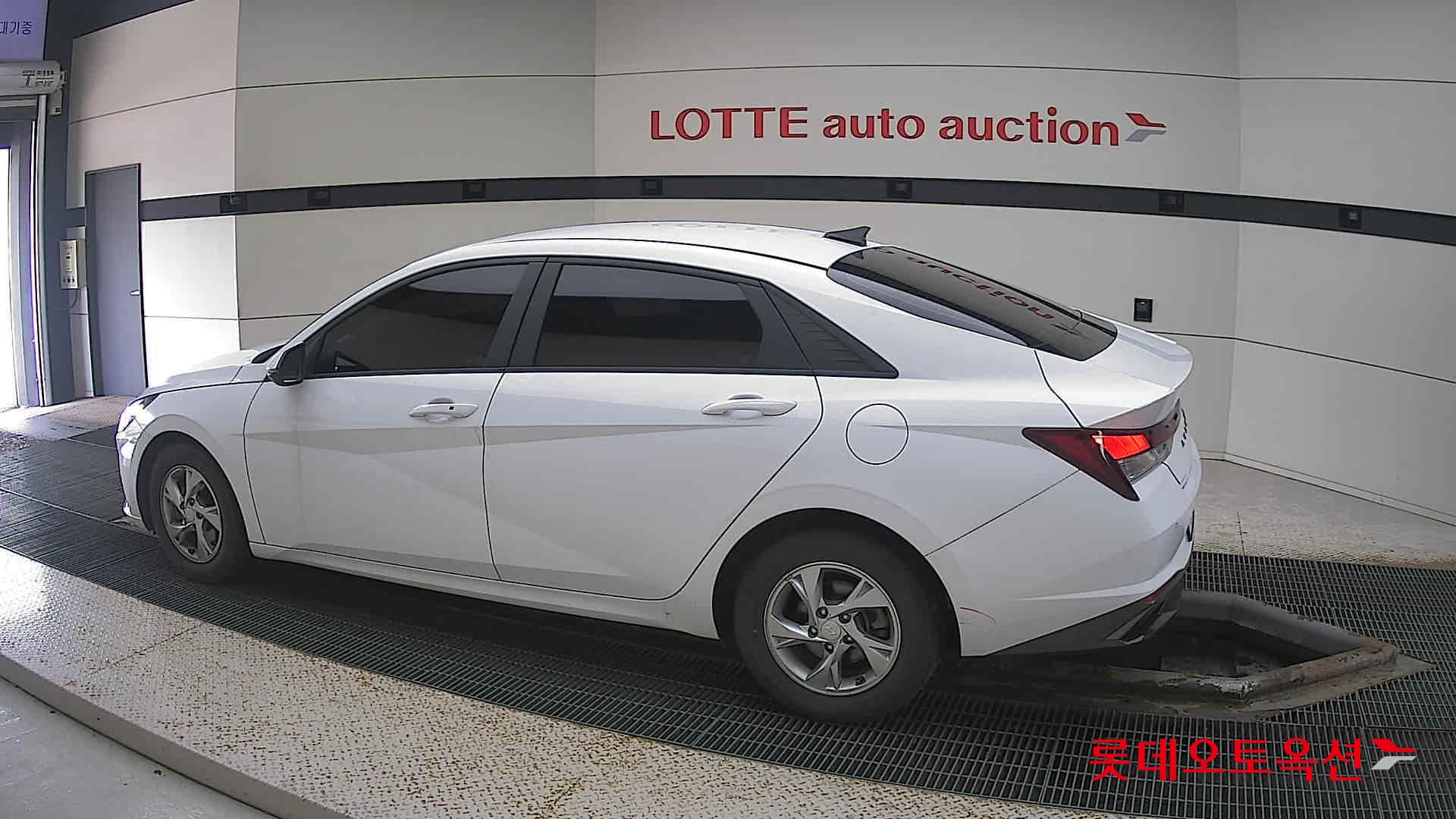 Hyundai Avante id 3052536 из Кореи 11