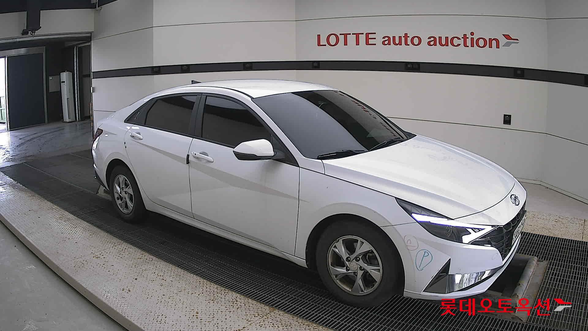 Hyundai Avante id 3052536 из Кореи 16