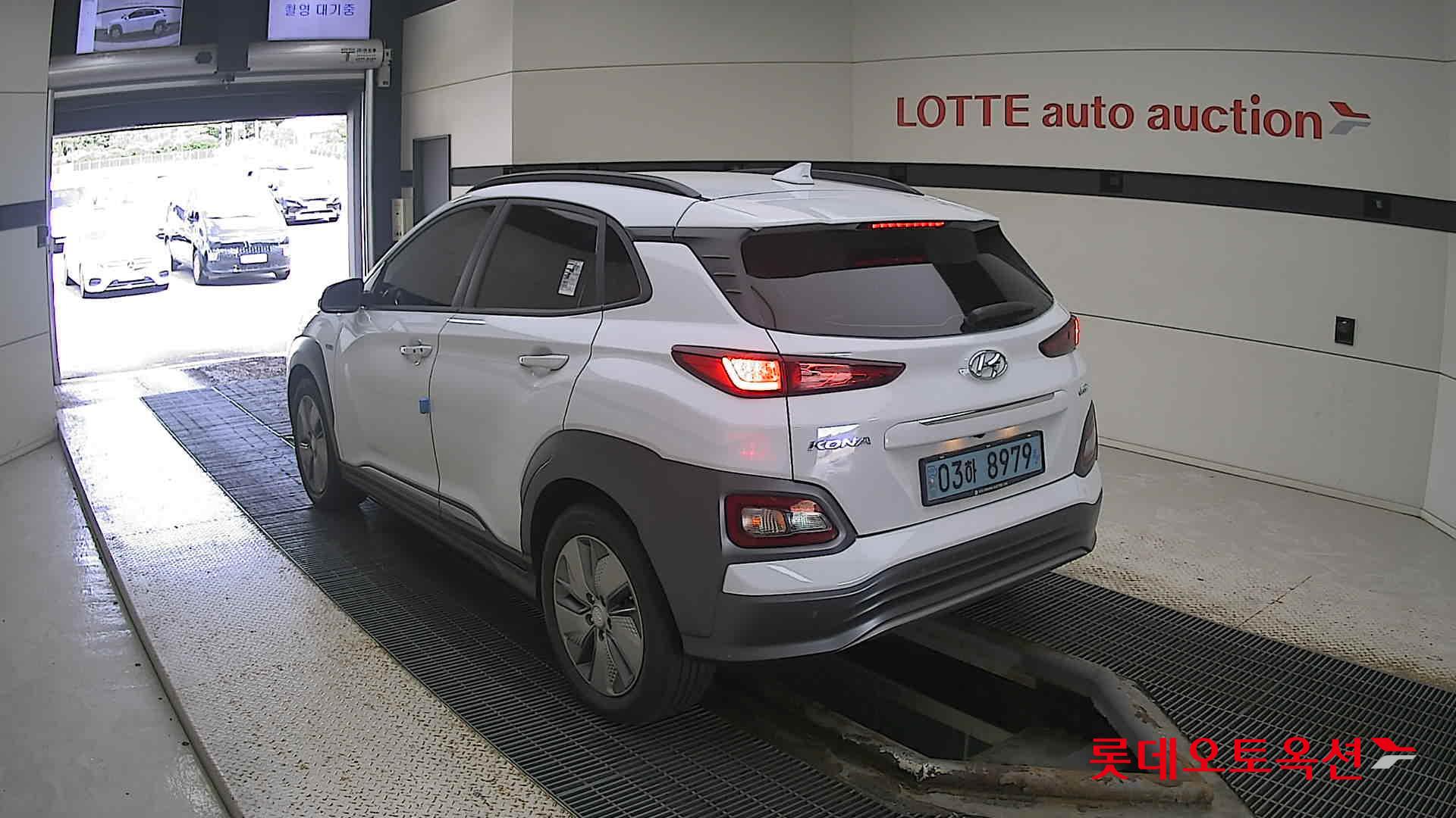 Hyundai KONA Electric 2019 Chokwhite из Кореи, фото 6