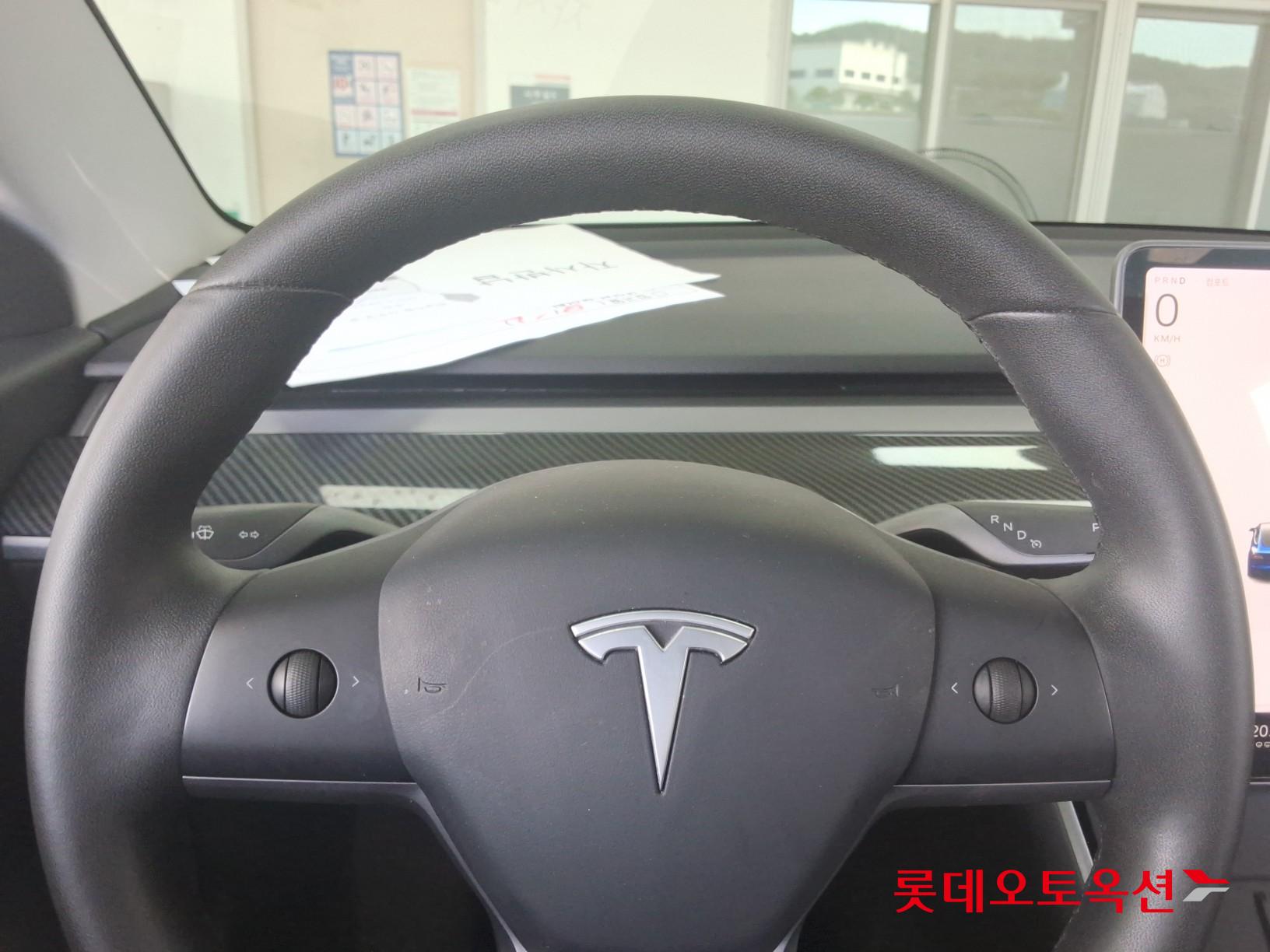 تسلا MODEL 3