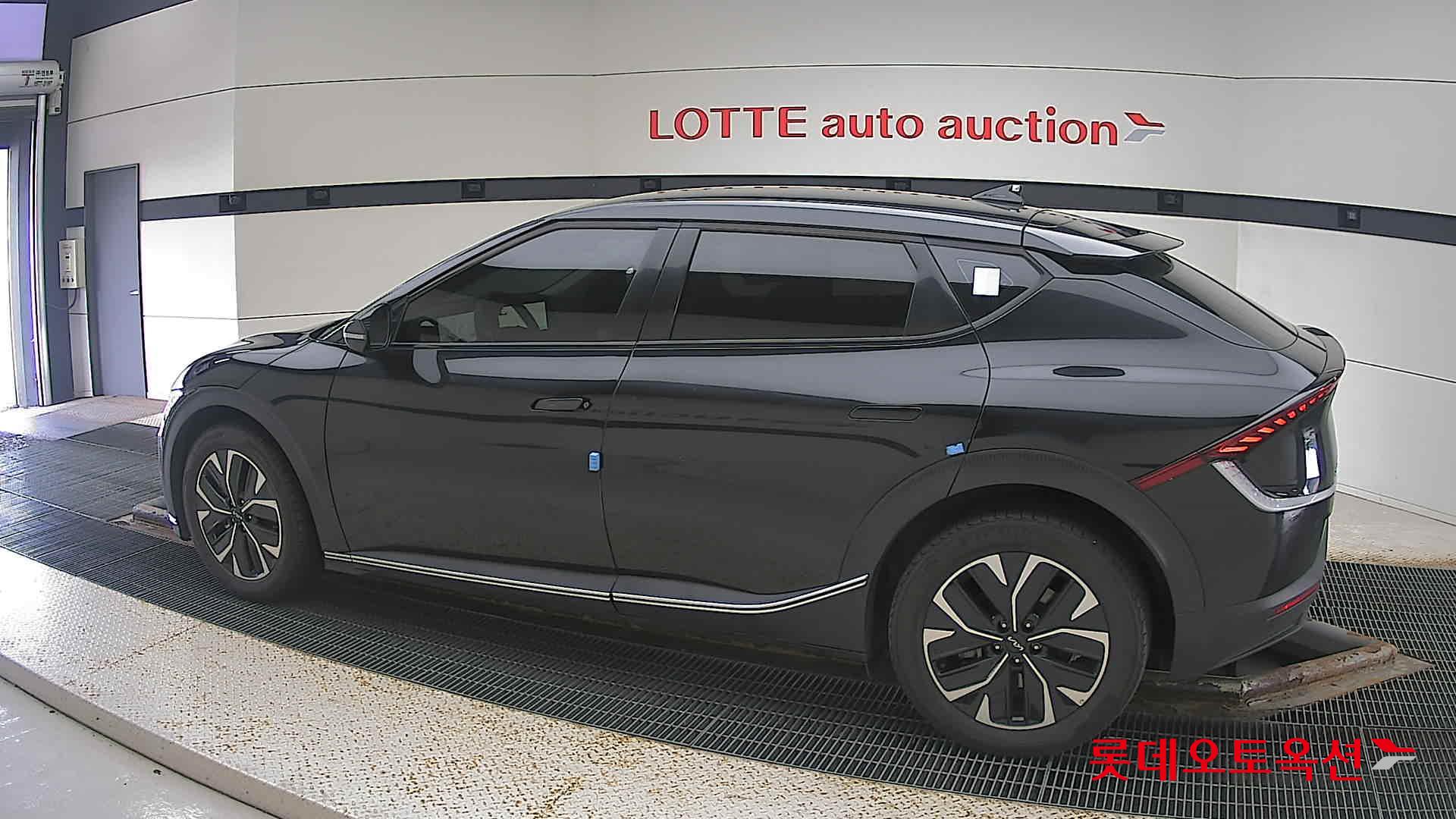 Kia EV6 id 3057702 из Кореи 11