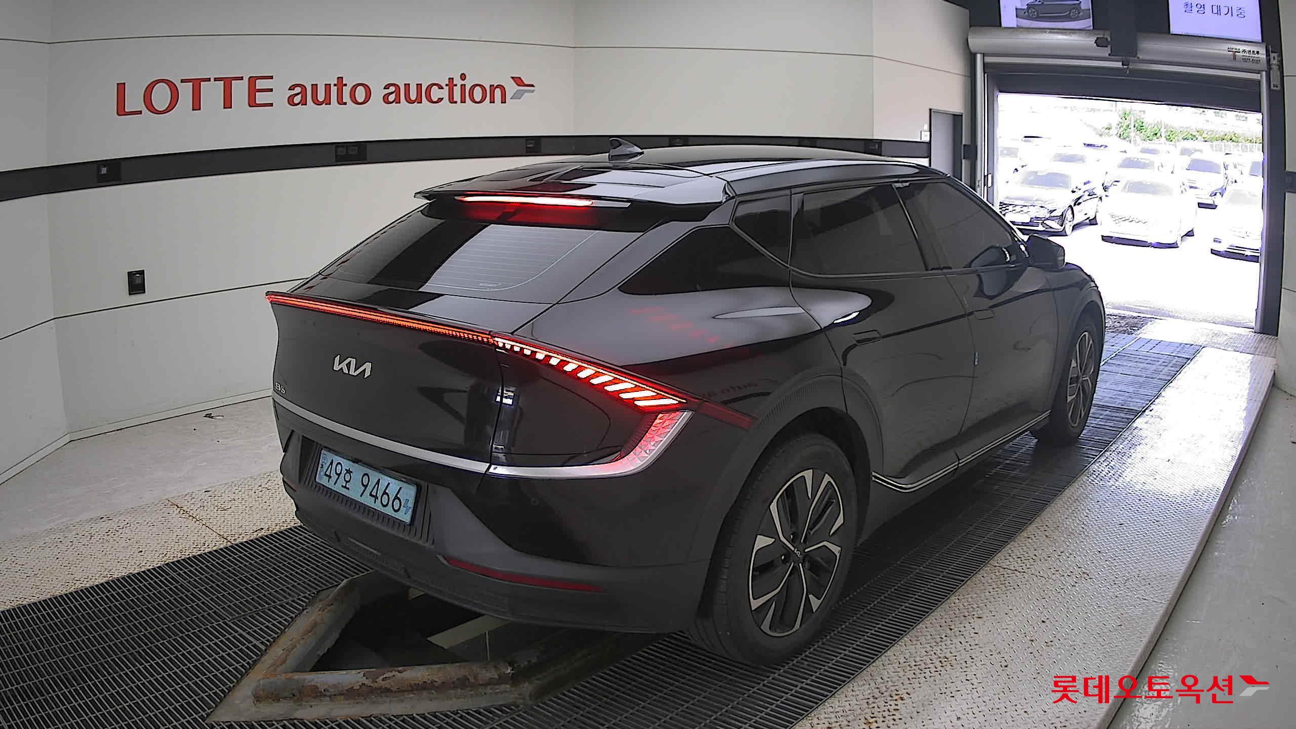 Kia EV6 2022 Aurora Black Pearl из Кореи, фото 4