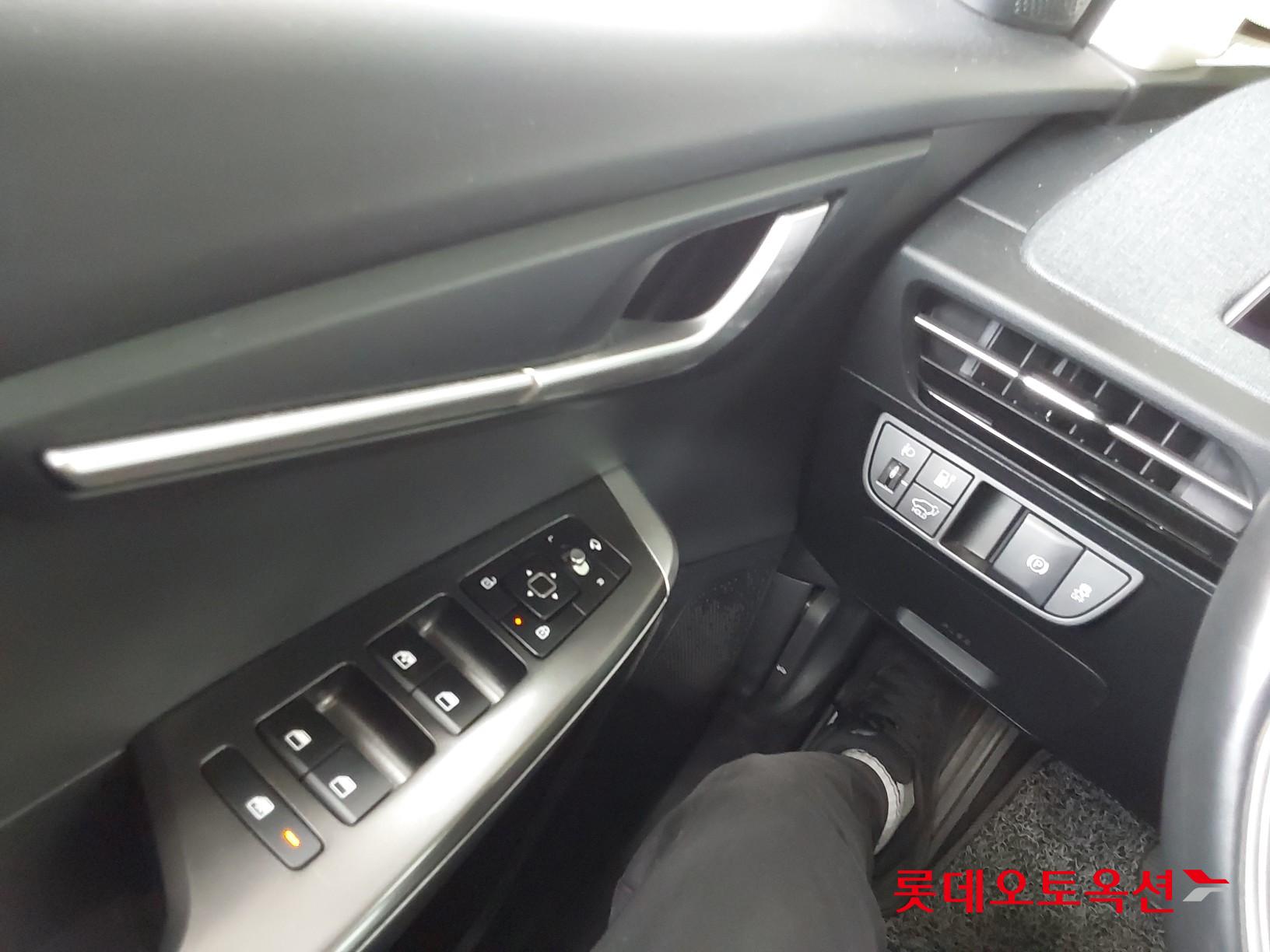 Kia EV6 id 3057698 из Кореи 28