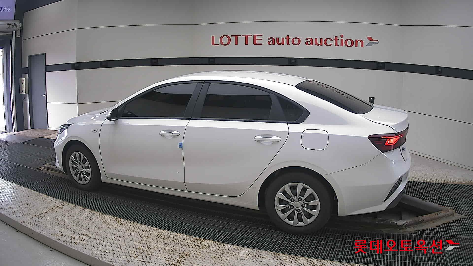 Kia K3 id 3097972 из Кореи 11