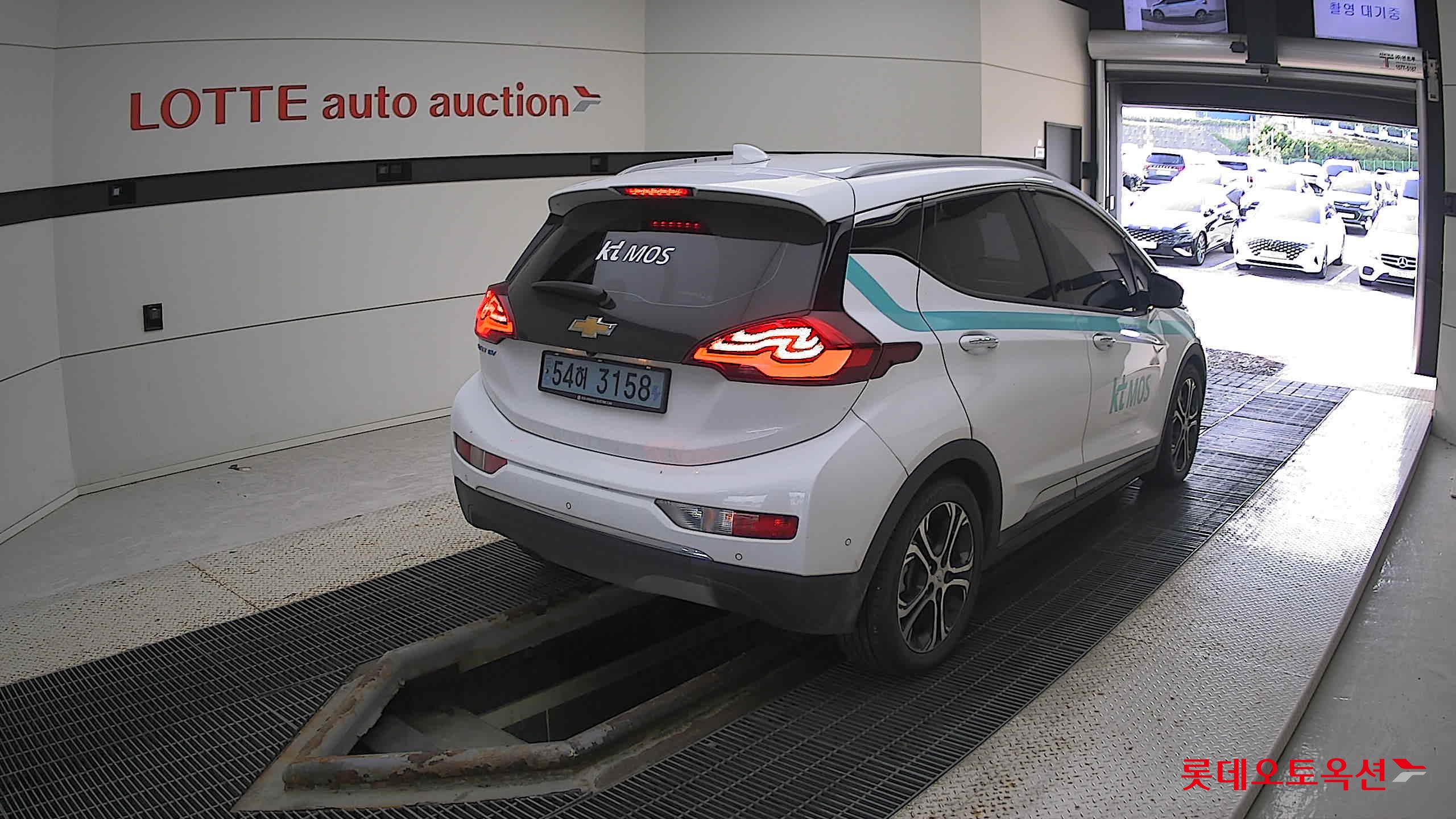 Korea G M Bolt (EV) 2019 Pure White из Кореи, фото 4