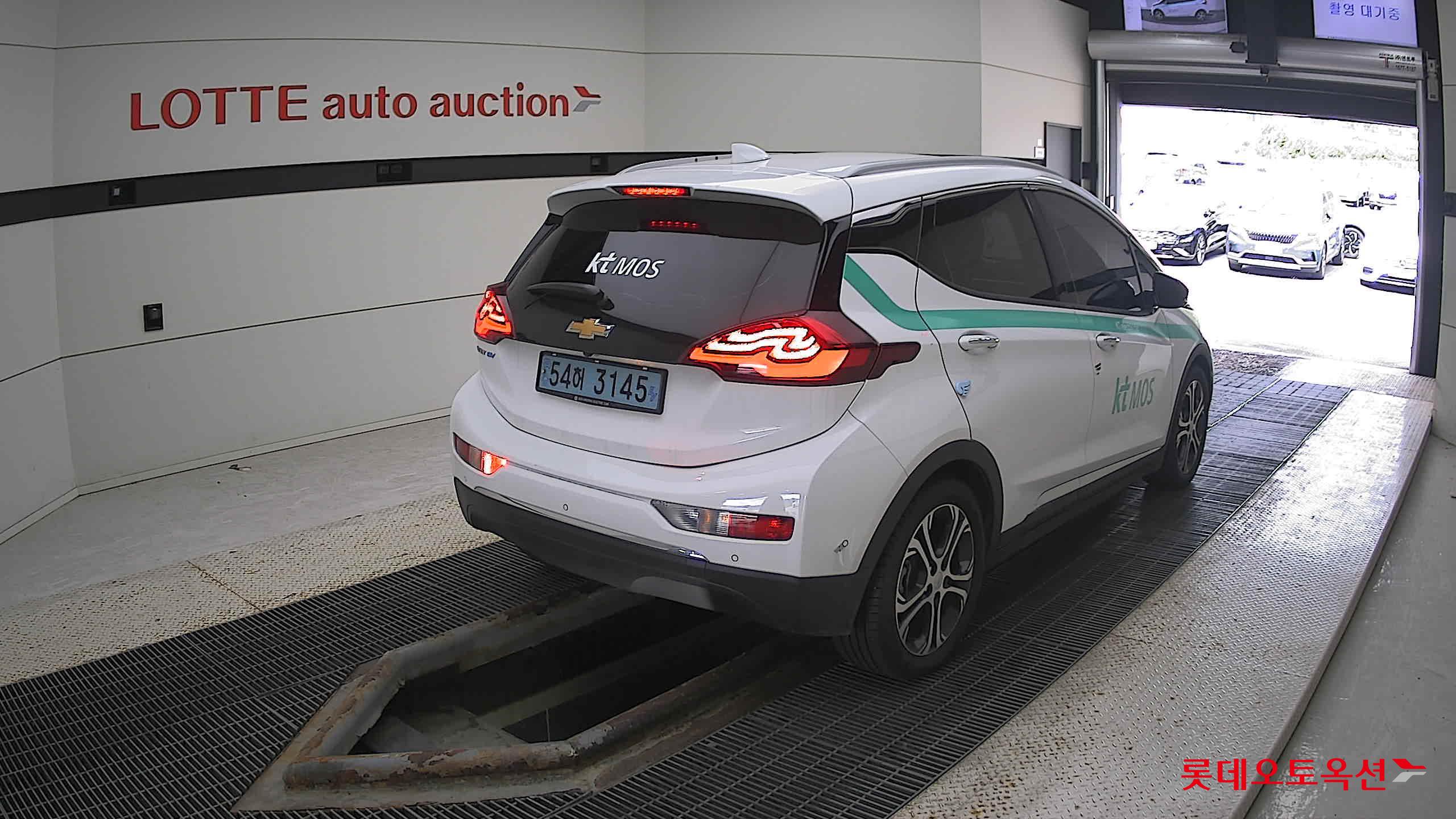 Korea G M Bolt (EV) 2019 Pure White из Кореи, фото 4