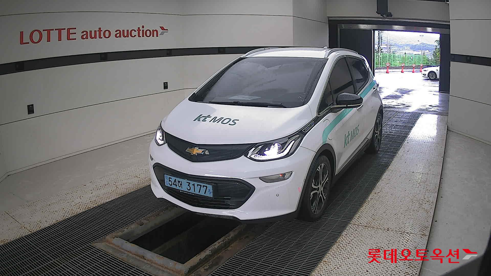 Korea G M Bolt (EV) 2019 Pure White из Кореи