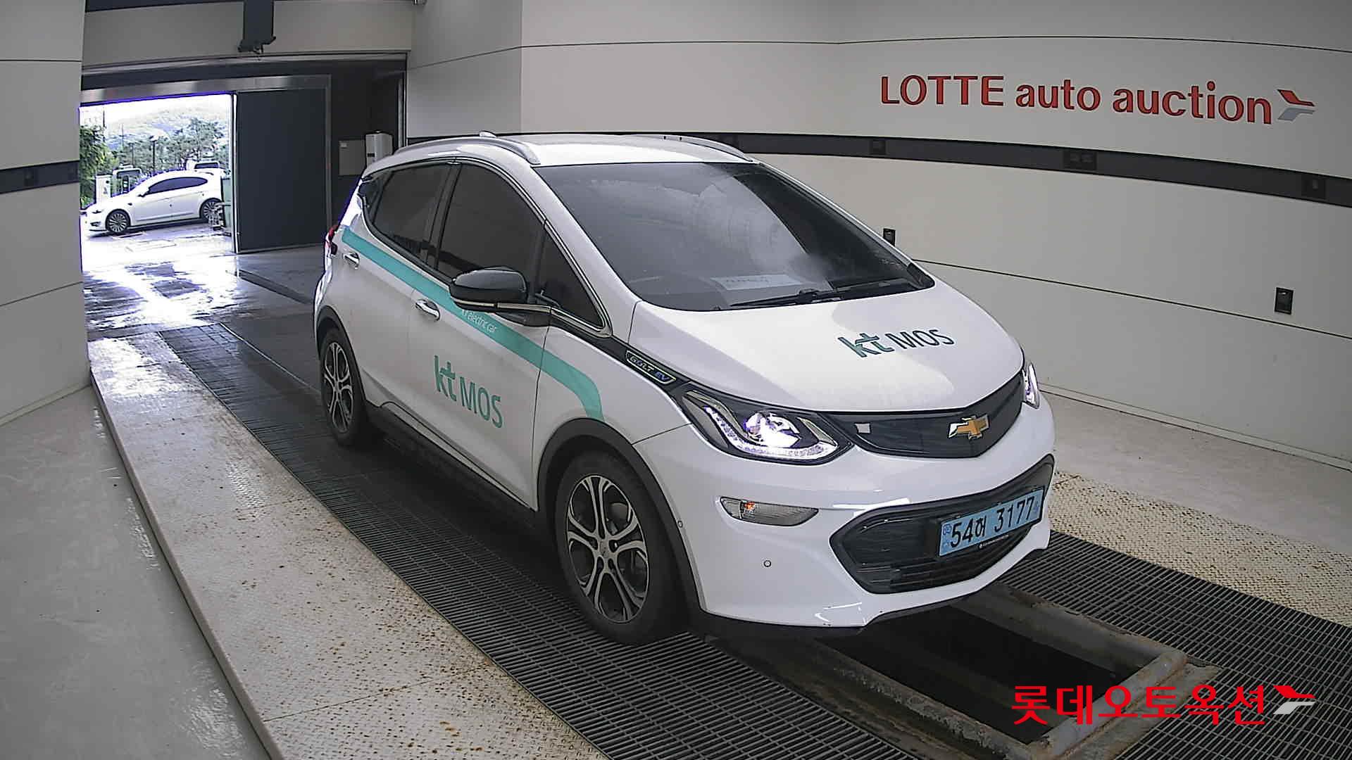 Korea G M Bolt (EV) 2019 Pure White из Кореи, фото 2
