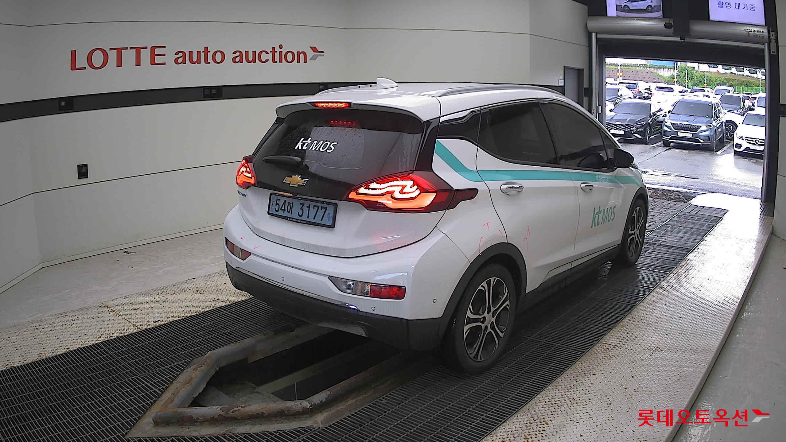 Korea G M Bolt (EV) 2019 Pure White из Кореи, фото 4