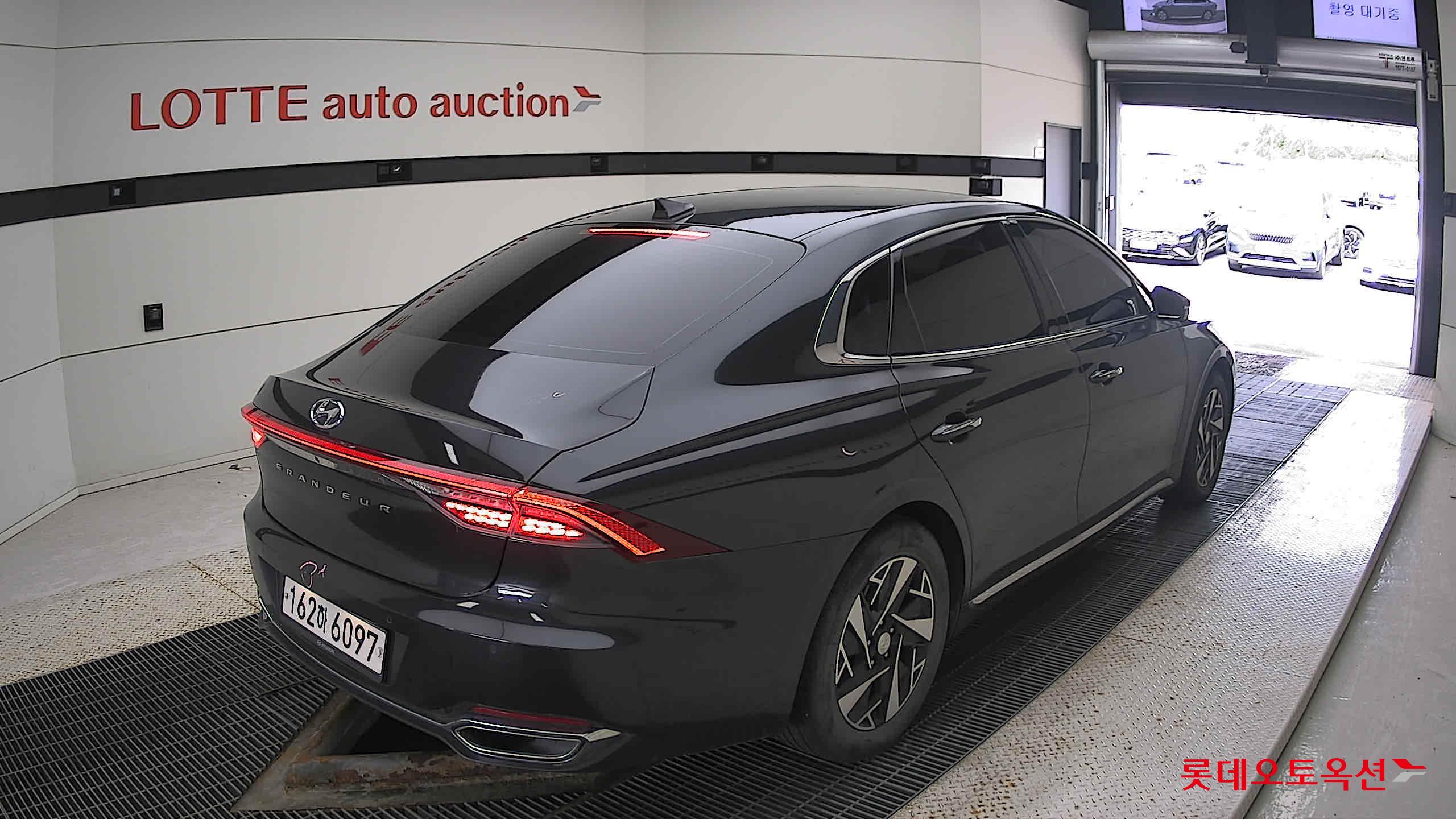Hyundai Grandeur Hybrid 2021 Black Forest из Кореи, фото 4