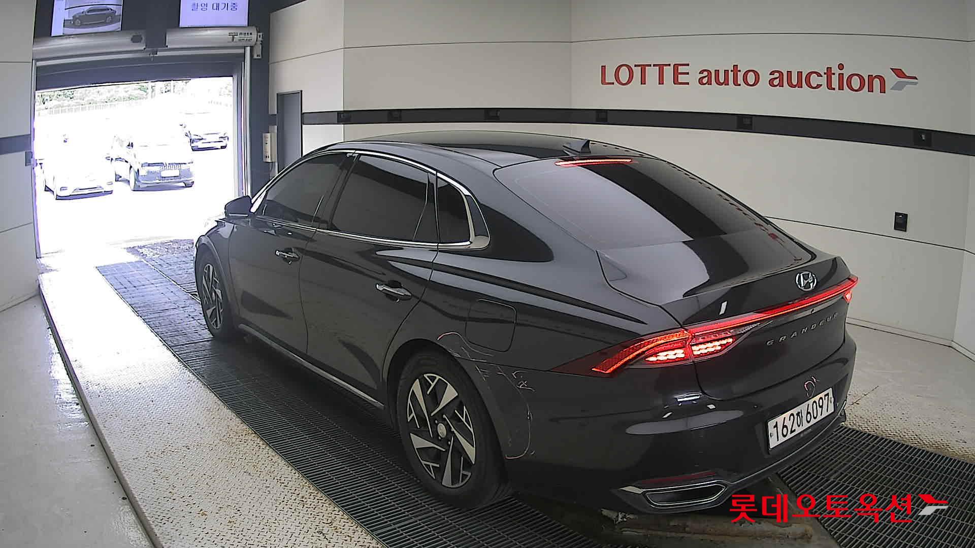 Hyundai Grandeur Hybrid 2021 Black Forest из Кореи, фото 6