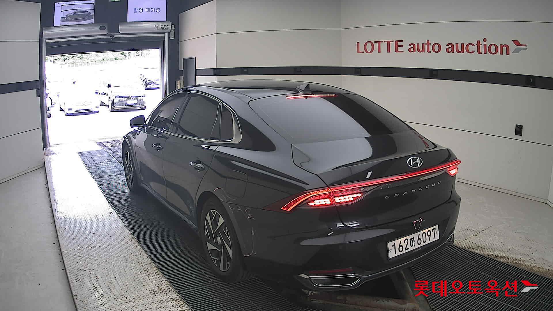 Hyundai Grandeur Hybrid id 3052513 из Кореи 9