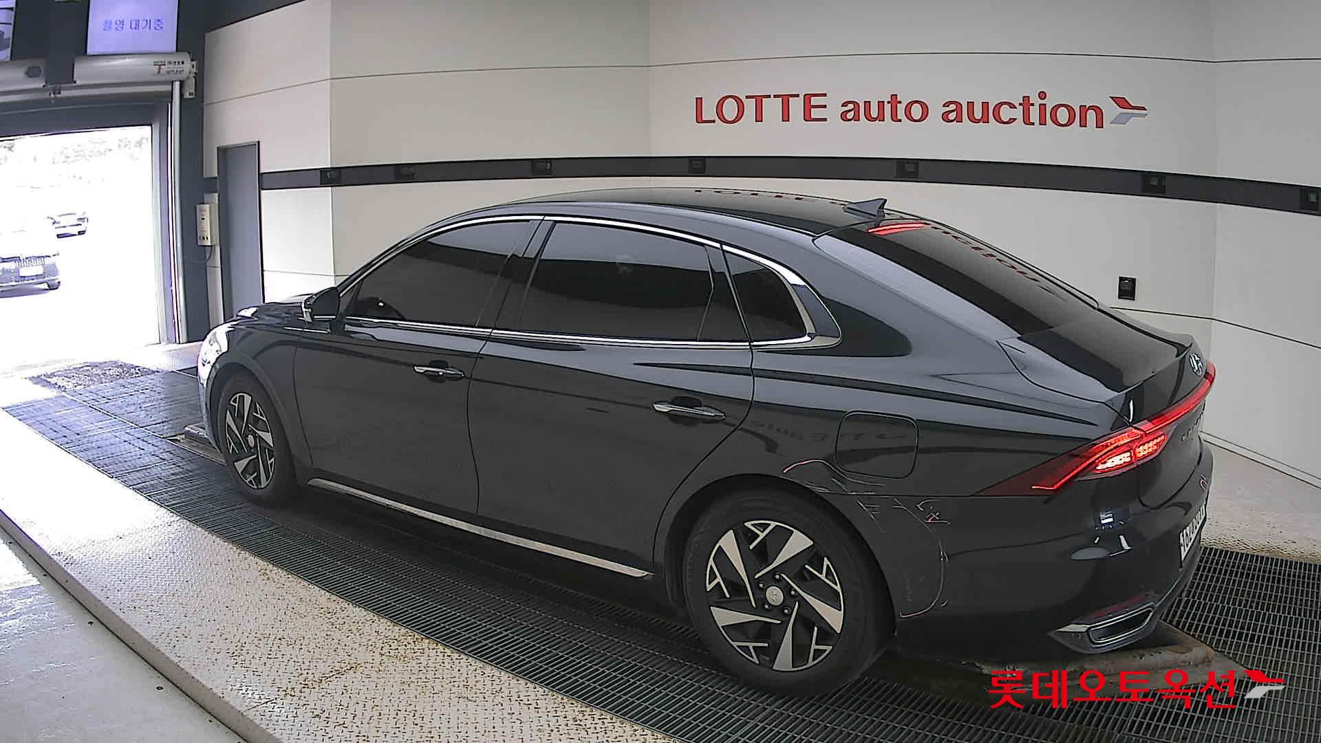 Hyundai Grandeur Hybrid id 3052513 из Кореи 10