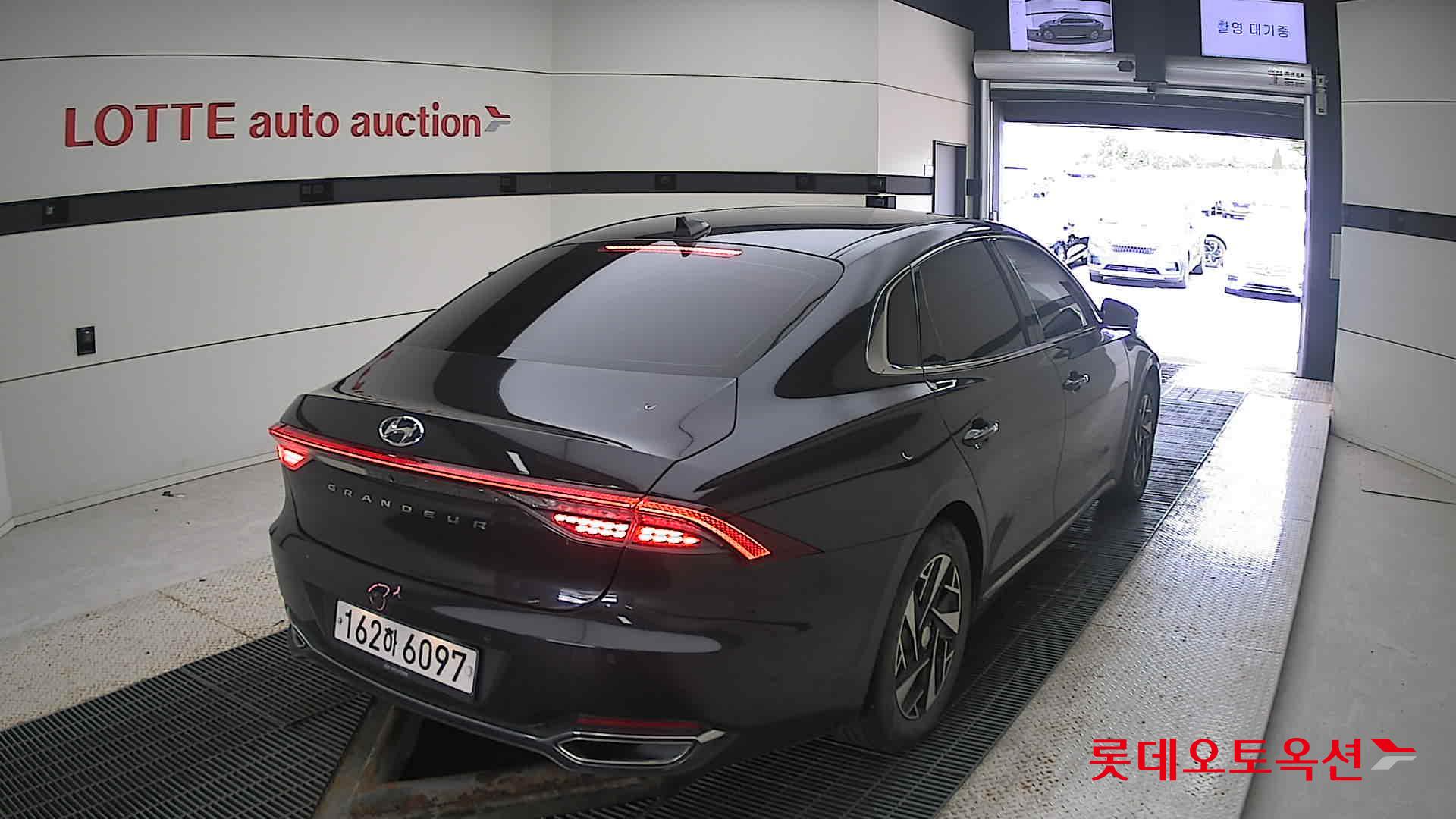 Hyundai Grandeur Hybrid id 3052513 из Кореи 20