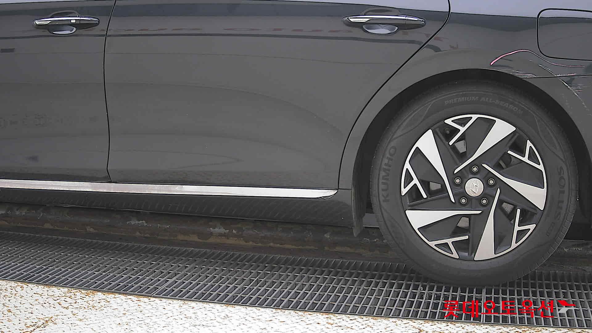 Hyundai Grandeur Hybrid id 3052513 из Кореи 22